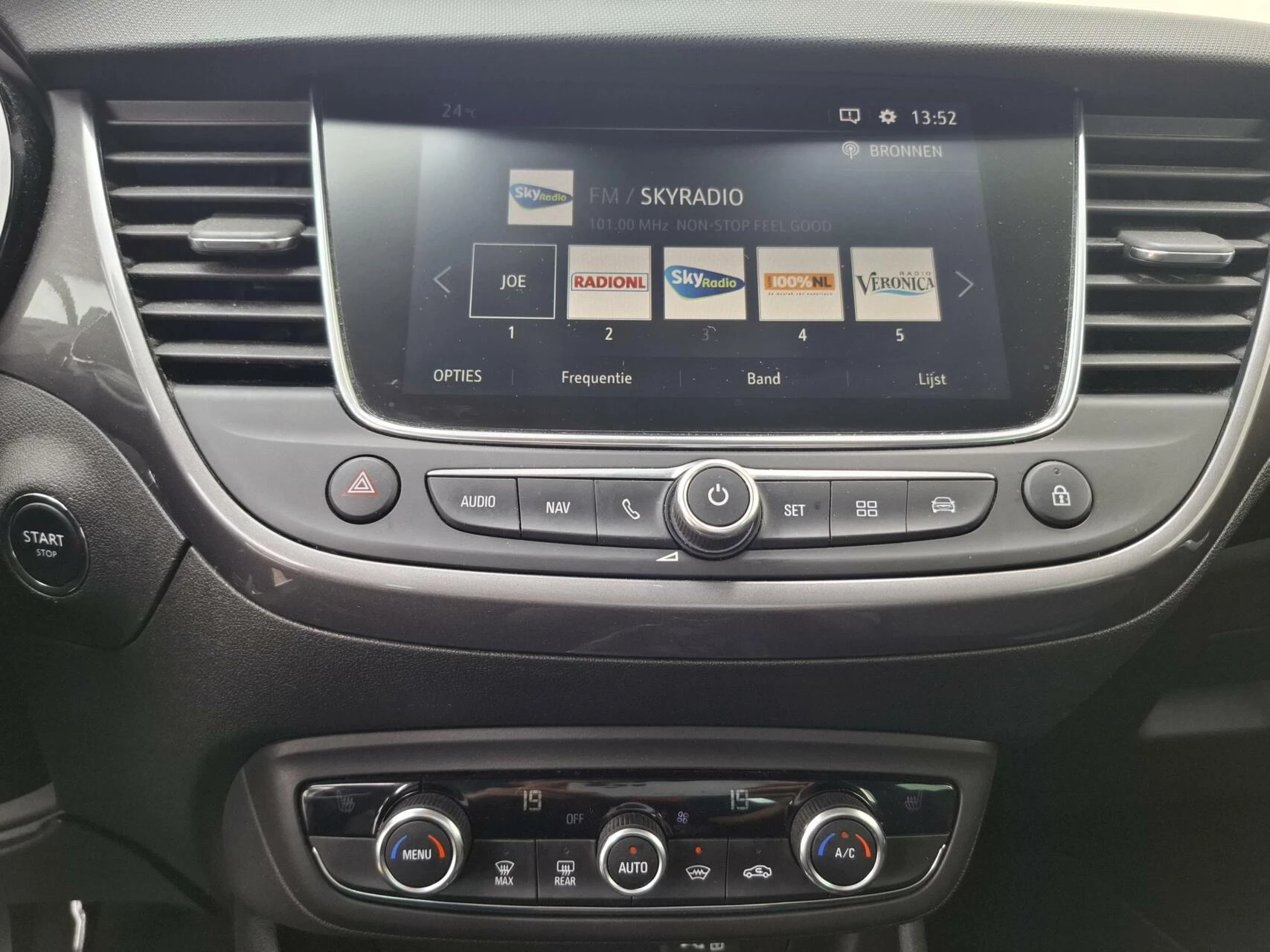 Hoofdafbeelding Opel Crossland X