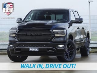 Dodge Ram 1500 Laramie | 5.7 V8 | 4x4 | Crew Cab Night Edition | Panorama  Meerprijs extra opties / Accessoires zoals Deksel, Backflip, Fenders, wraps, Stripings etc