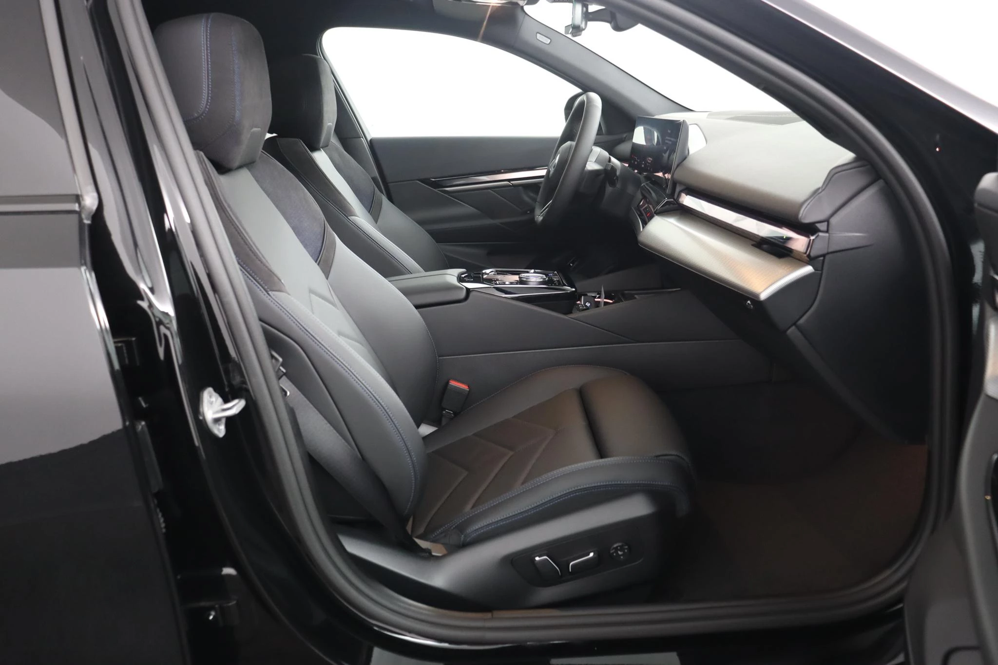 Hoofdafbeelding BMW i5