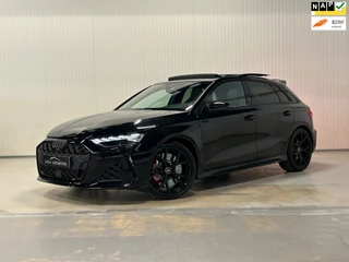 Hoofdafbeelding Audi RS3 Audi RS3 Sportback 2.5 TFSI RS 3 quattro | HUD | SONOS | CARBON | PANO