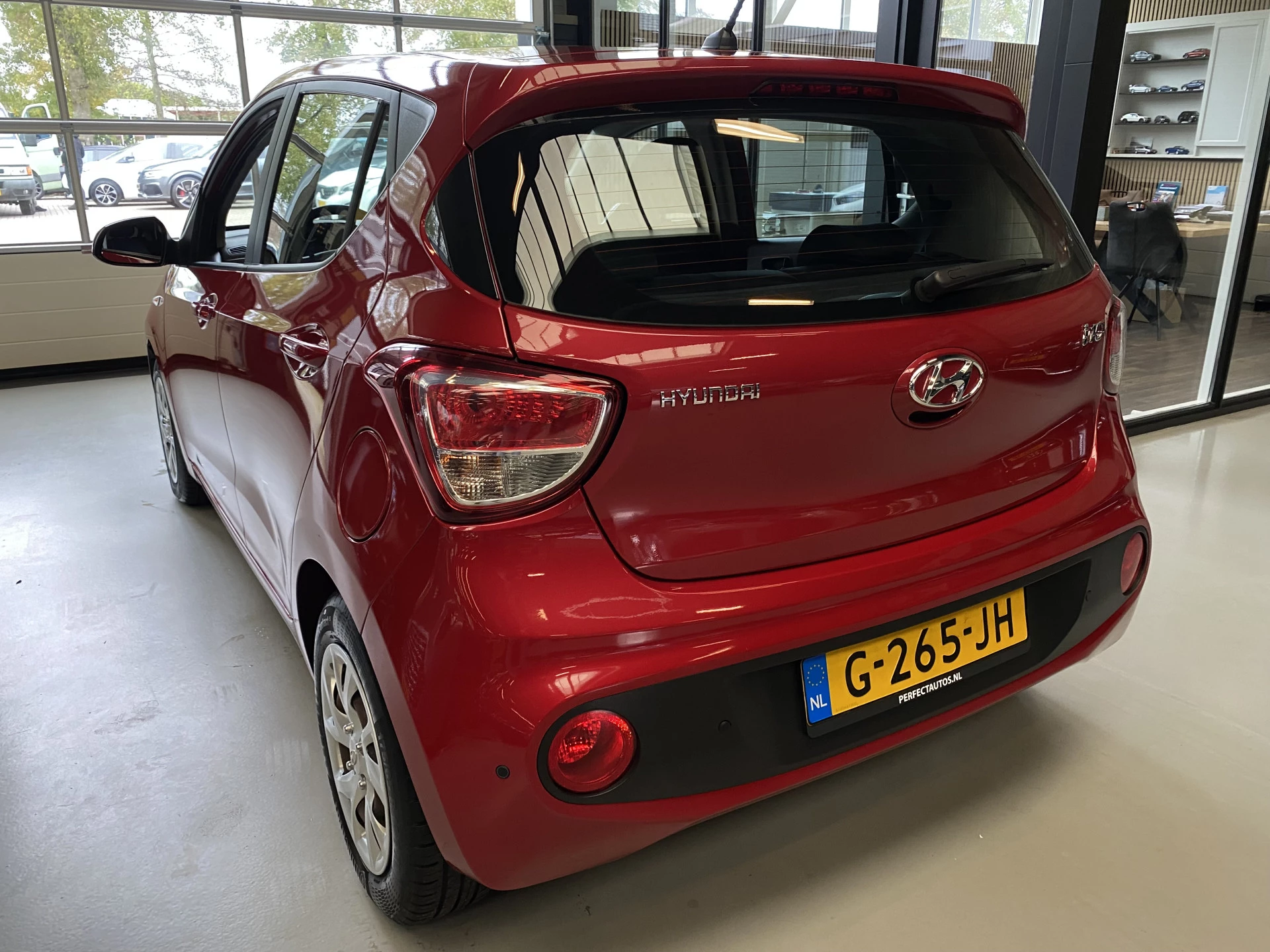 Hoofdafbeelding Hyundai i10