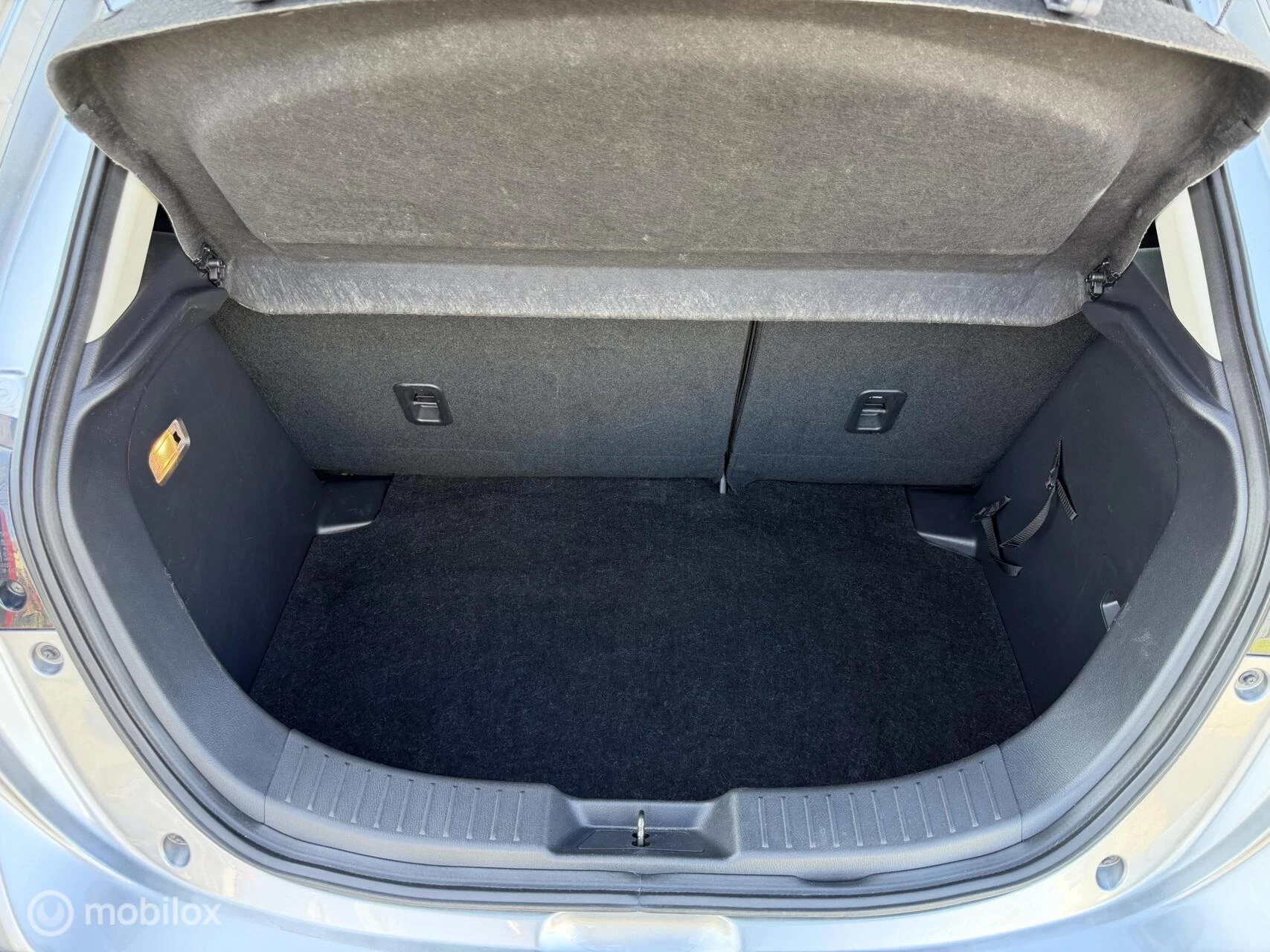 Hoofdafbeelding Mazda 2