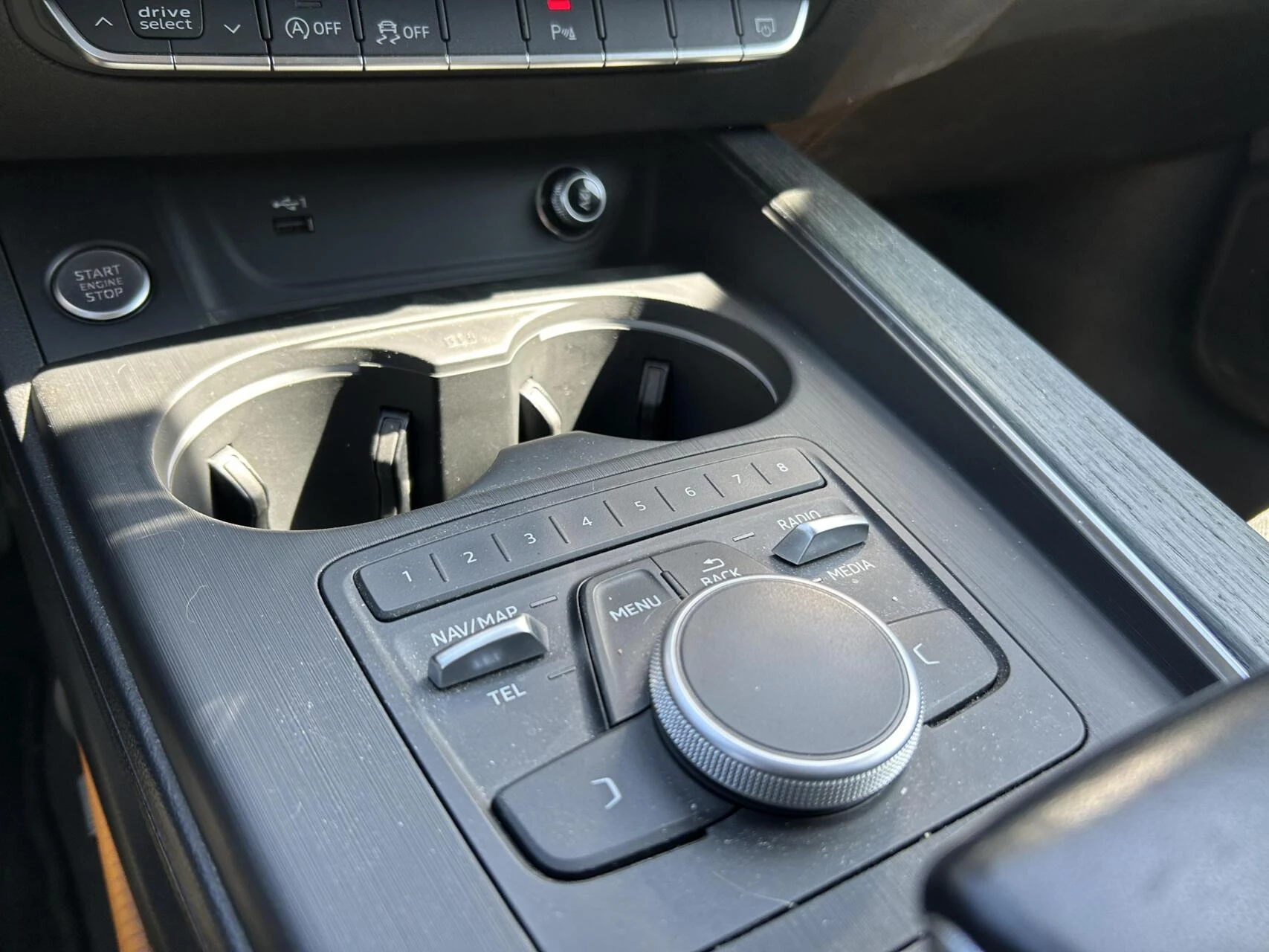 Hoofdafbeelding Audi A4