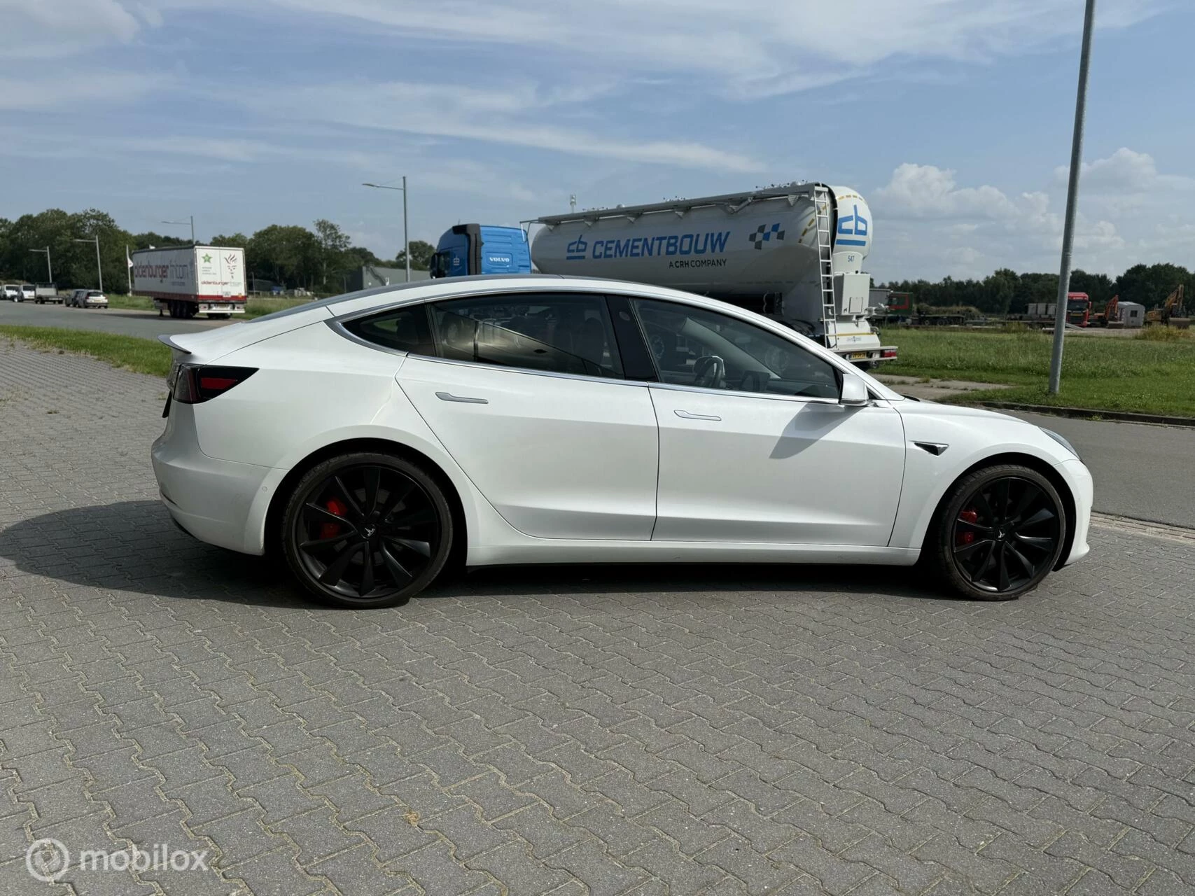 Hoofdafbeelding Tesla Model 3