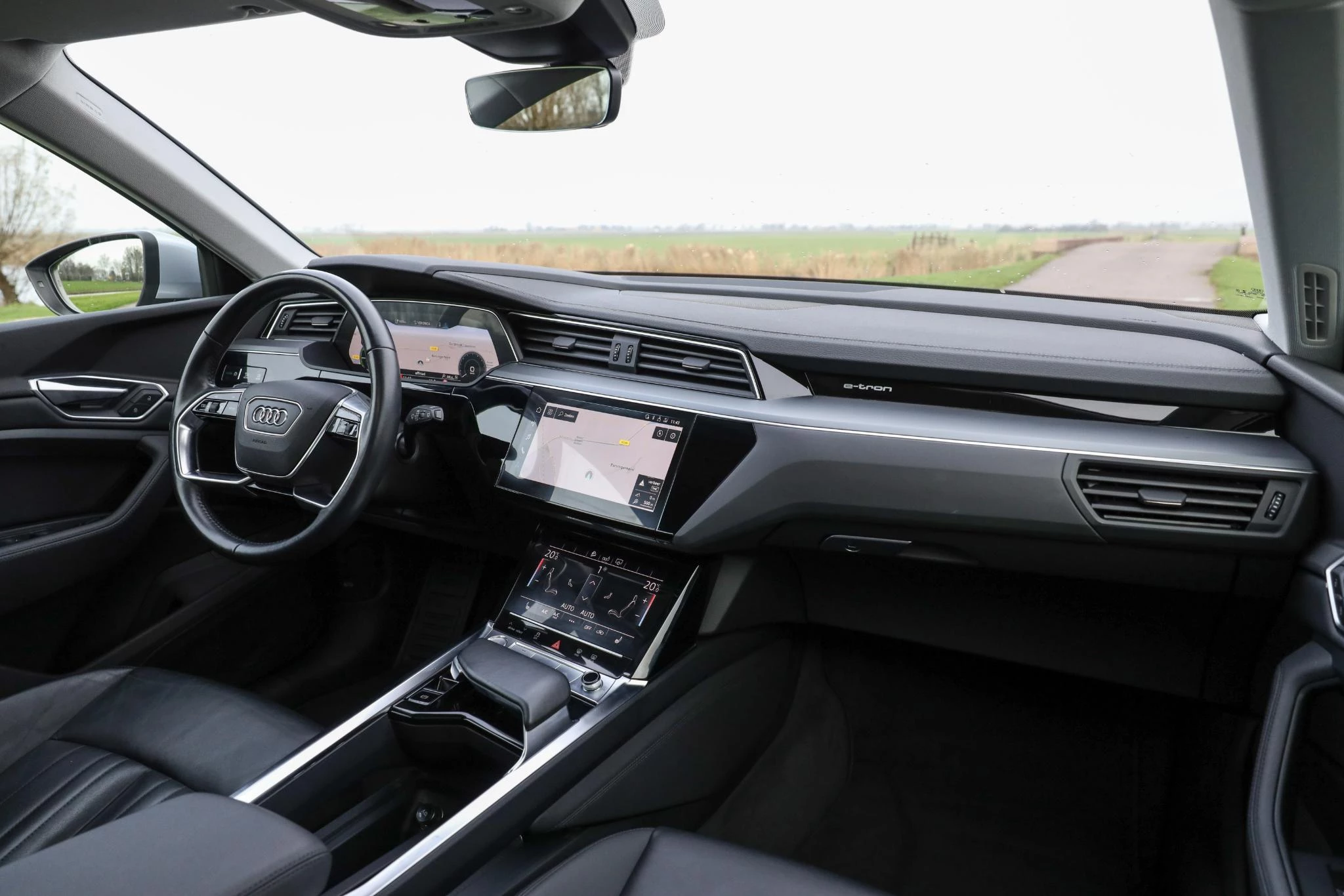 Hoofdafbeelding Audi e-tron