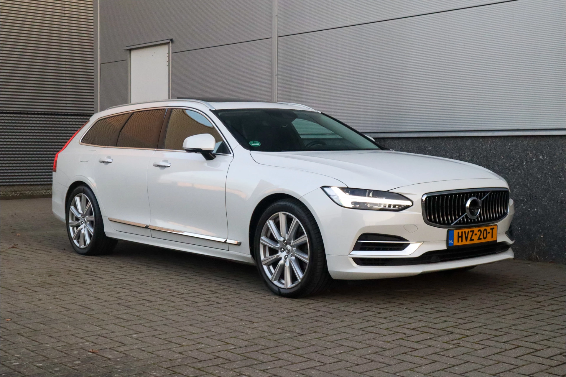 Hoofdafbeelding Volvo V90