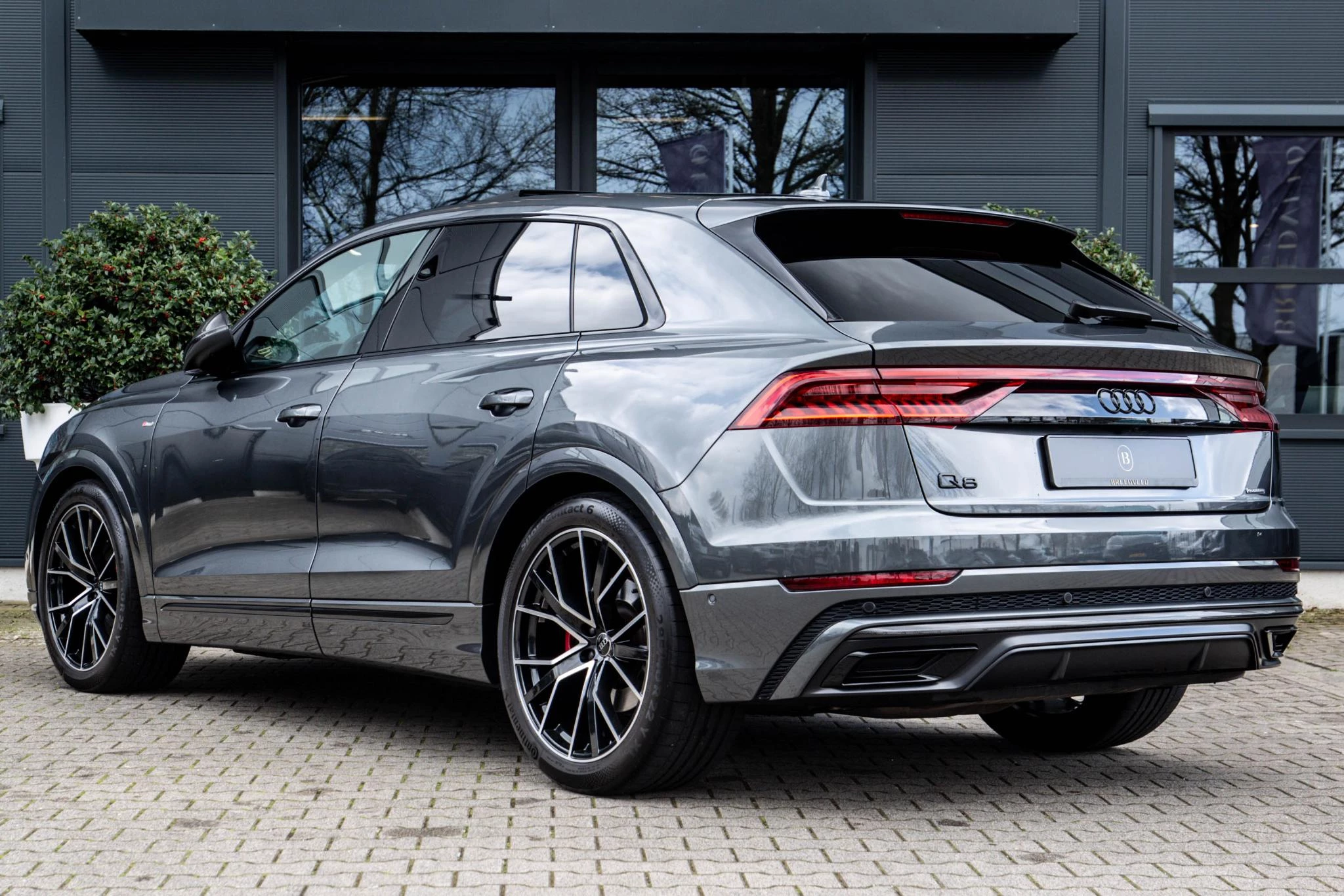 Hoofdafbeelding Audi Q8