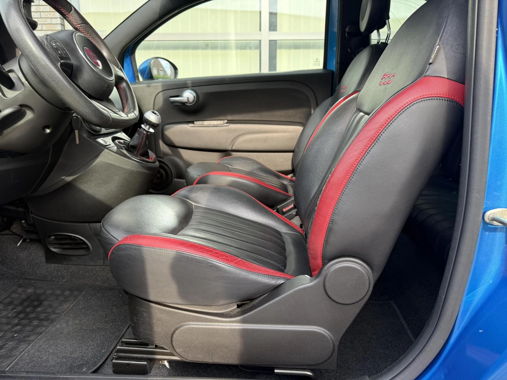 Hoofdafbeelding Fiat 500C