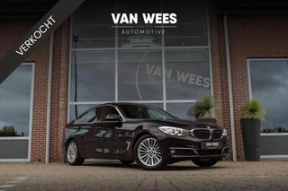 ➡️ BMW 3-serie Gran Turismo 320i F34 High Executive Luxury-Line | NL auto | 185 pk | Automaat | Navi | Leer | 18 inch | Xenon | Sportstuur | Cruise control | PDC | Stoelverwarming |