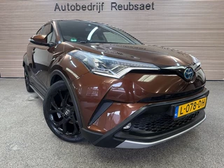 Toyota C-HR 1.8 Hybrid BI-Tone Plus JBL Leder Led Clima Navi Cruise Carplay Incl 12Mnd Garantie