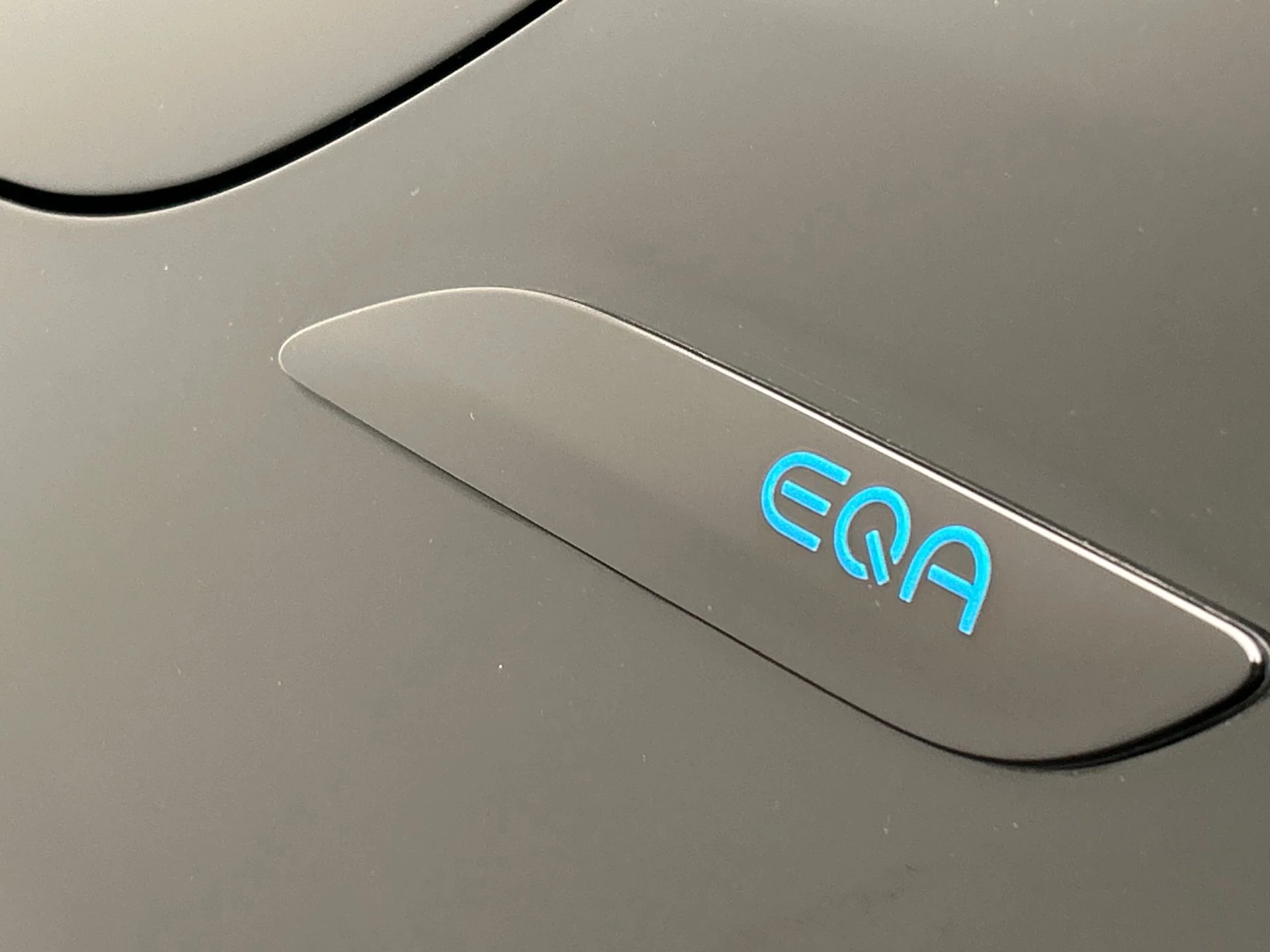 Hoofdafbeelding Mercedes-Benz EQA