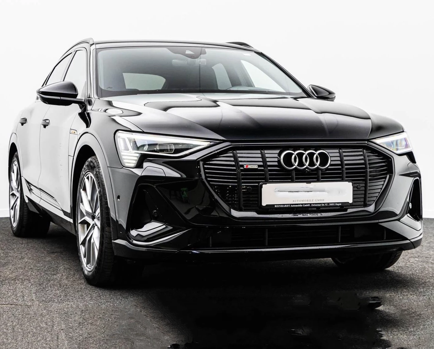 Hoofdafbeelding Audi e-tron