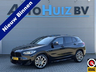 Hoofdafbeelding BMW X2 BMW X2 sDrive20i High Executive M Sport Mesh Edition Panoramadak 19 Inch M Sportzetels DAB Carplay