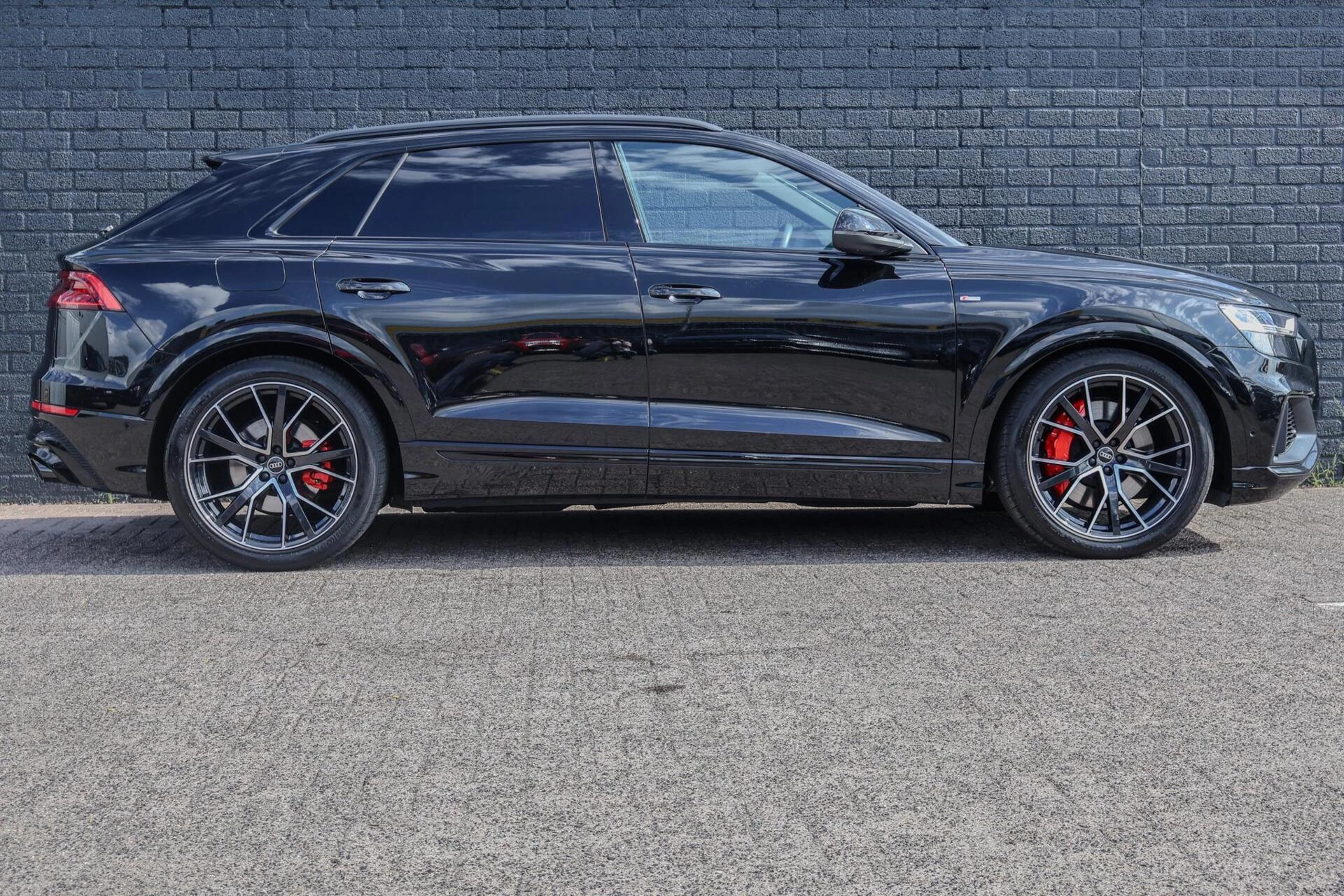 Hoofdafbeelding Audi Q8