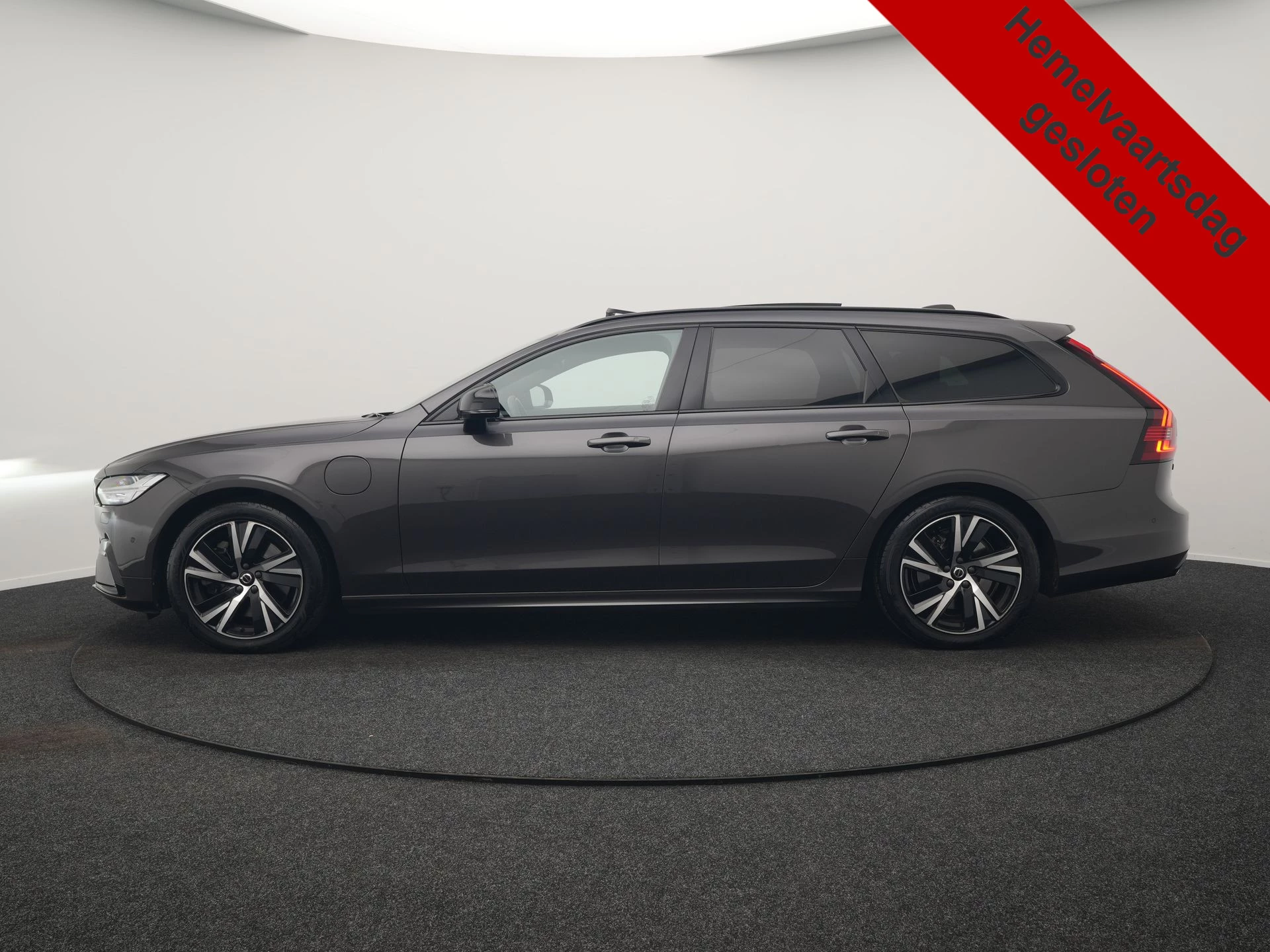 Hoofdafbeelding Volvo V90