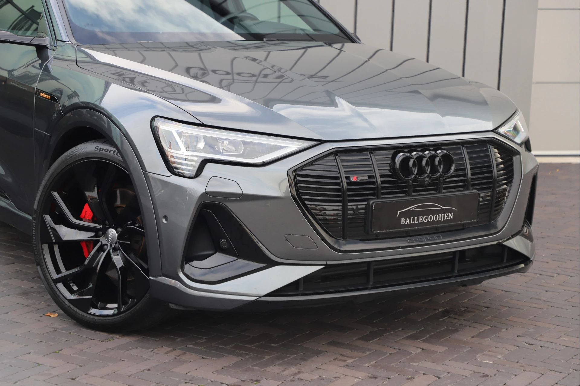 Hoofdafbeelding Audi e-tron