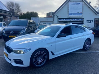 BMW 5-serie 530D M-PAKKET/SCHUIFDAK/HEADUP/DVD/BLINDSPOT