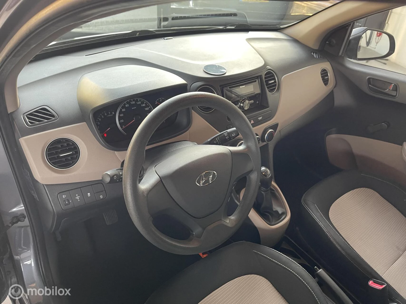 Hoofdafbeelding Hyundai i10