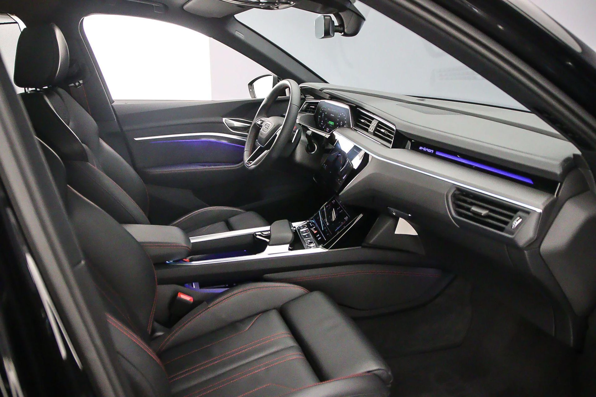 Hoofdafbeelding Audi Q8 Sportback e-tron