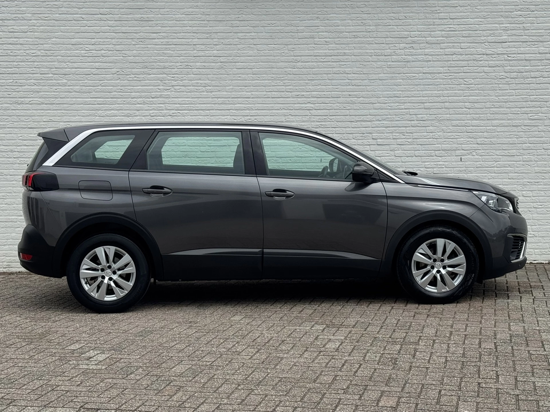 Hoofdafbeelding Peugeot 5008