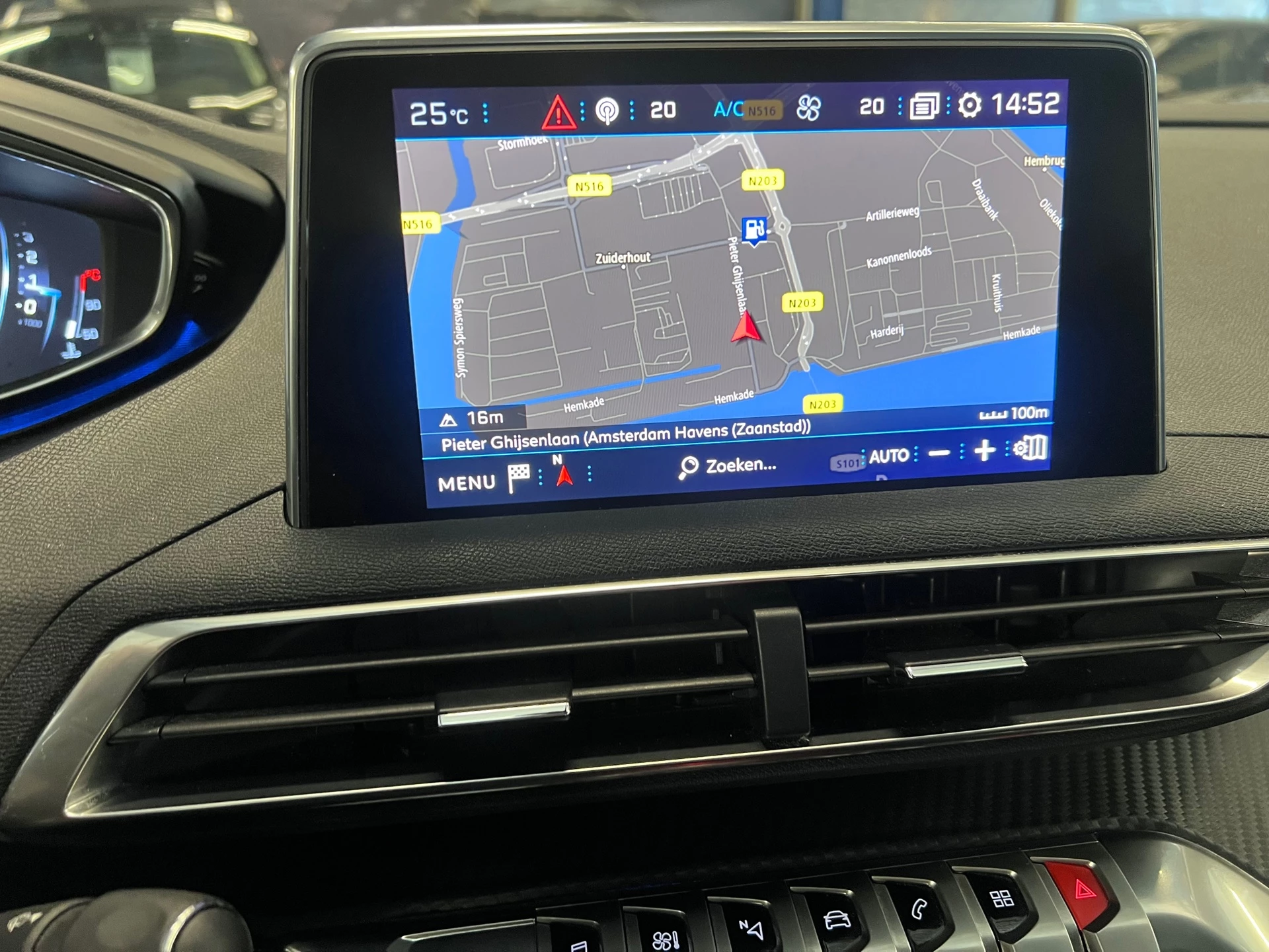 Hoofdafbeelding Peugeot 5008