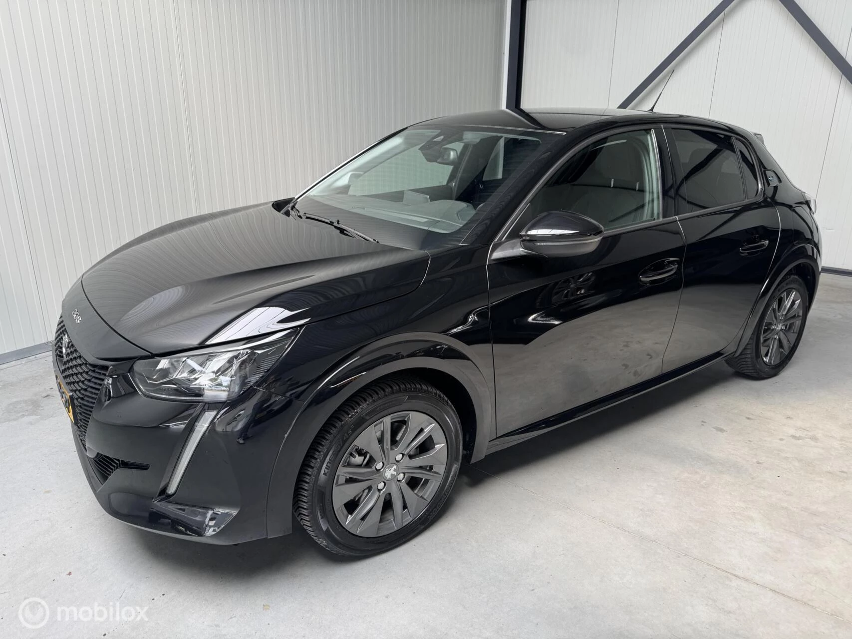 Hoofdafbeelding Peugeot e-208