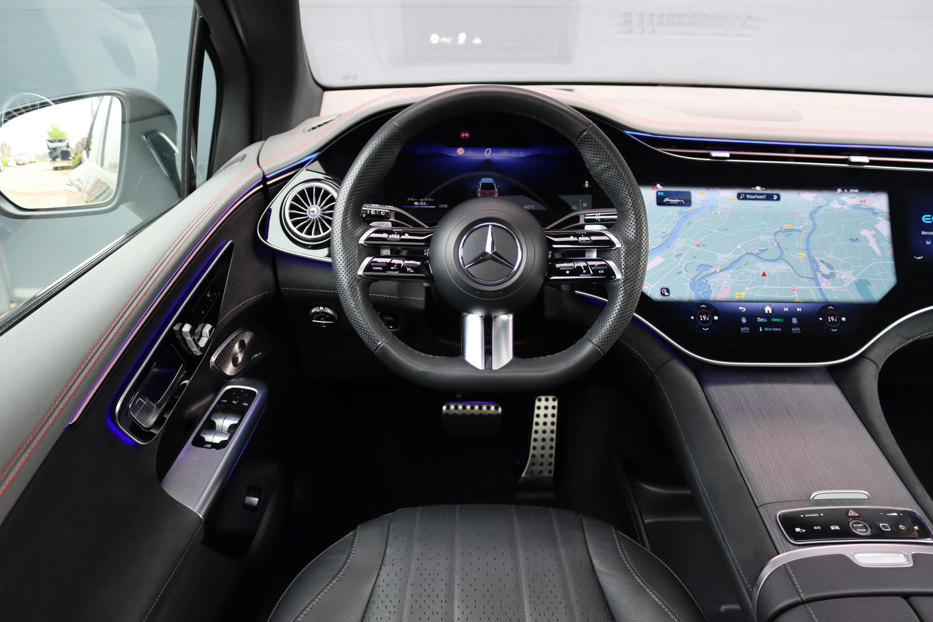 Hoofdafbeelding Mercedes-Benz EQE