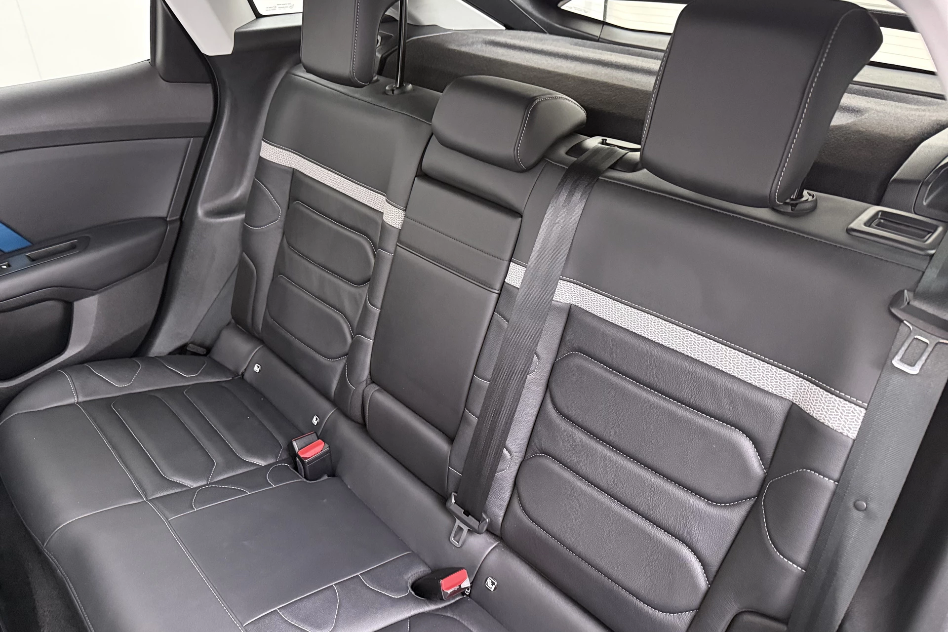 Hoofdafbeelding Citroën ë-C4