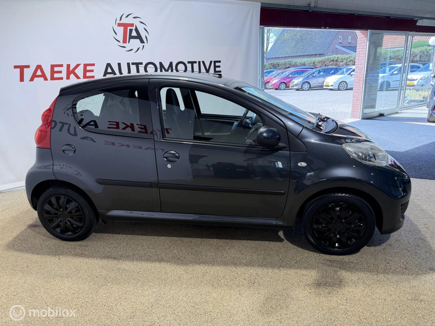 Hoofdafbeelding Peugeot 107