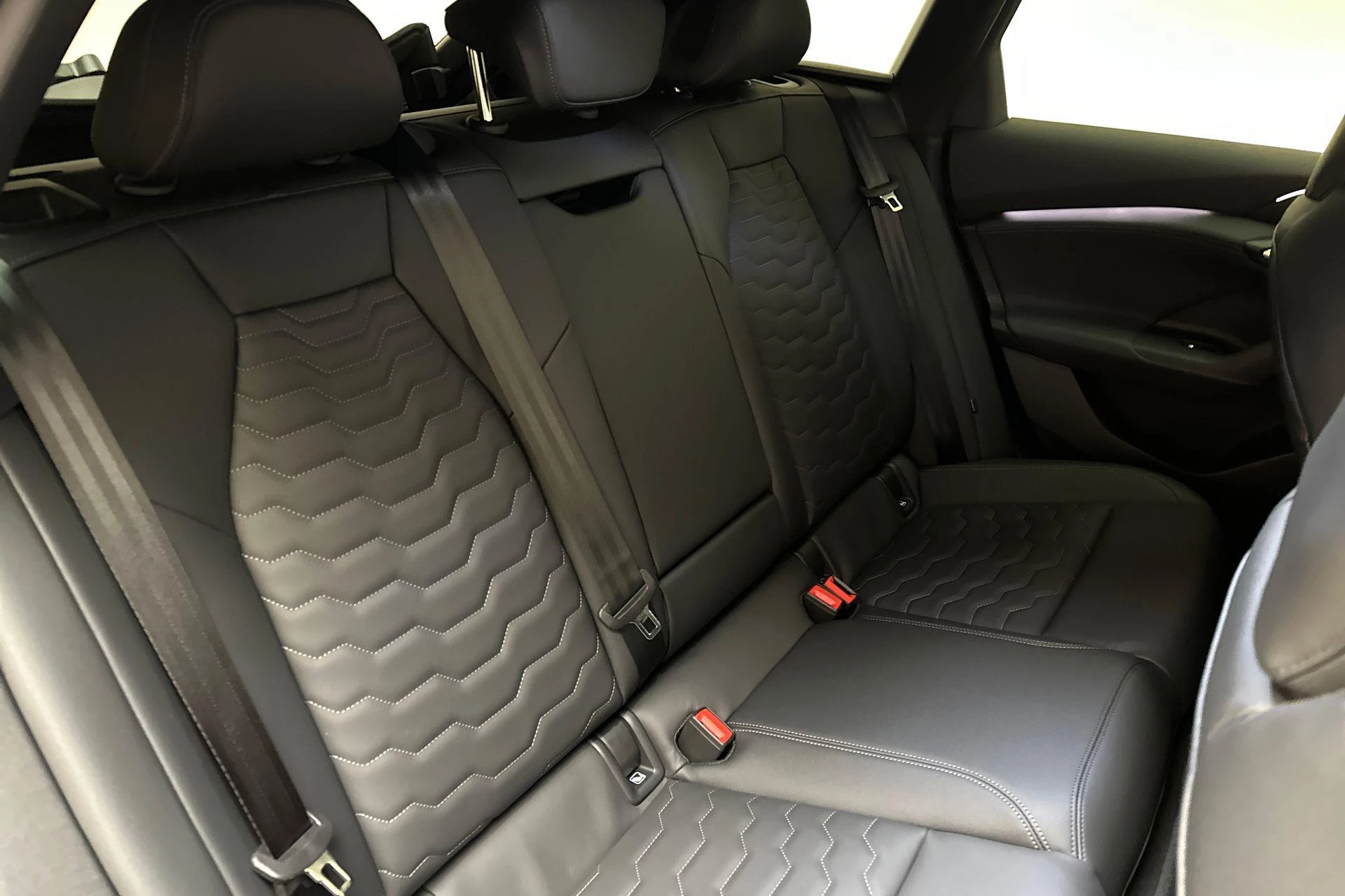 Hoofdafbeelding Audi A6 Avant e-tron