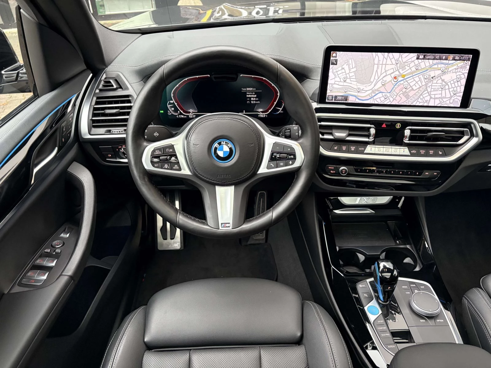 Hoofdafbeelding BMW iX3