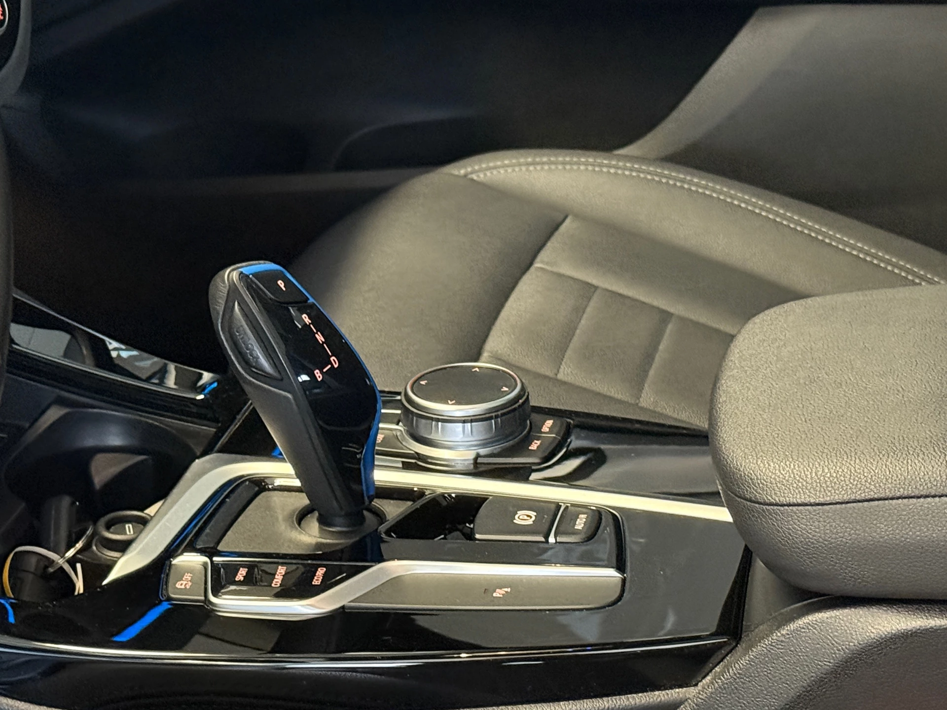 Hoofdafbeelding BMW iX3