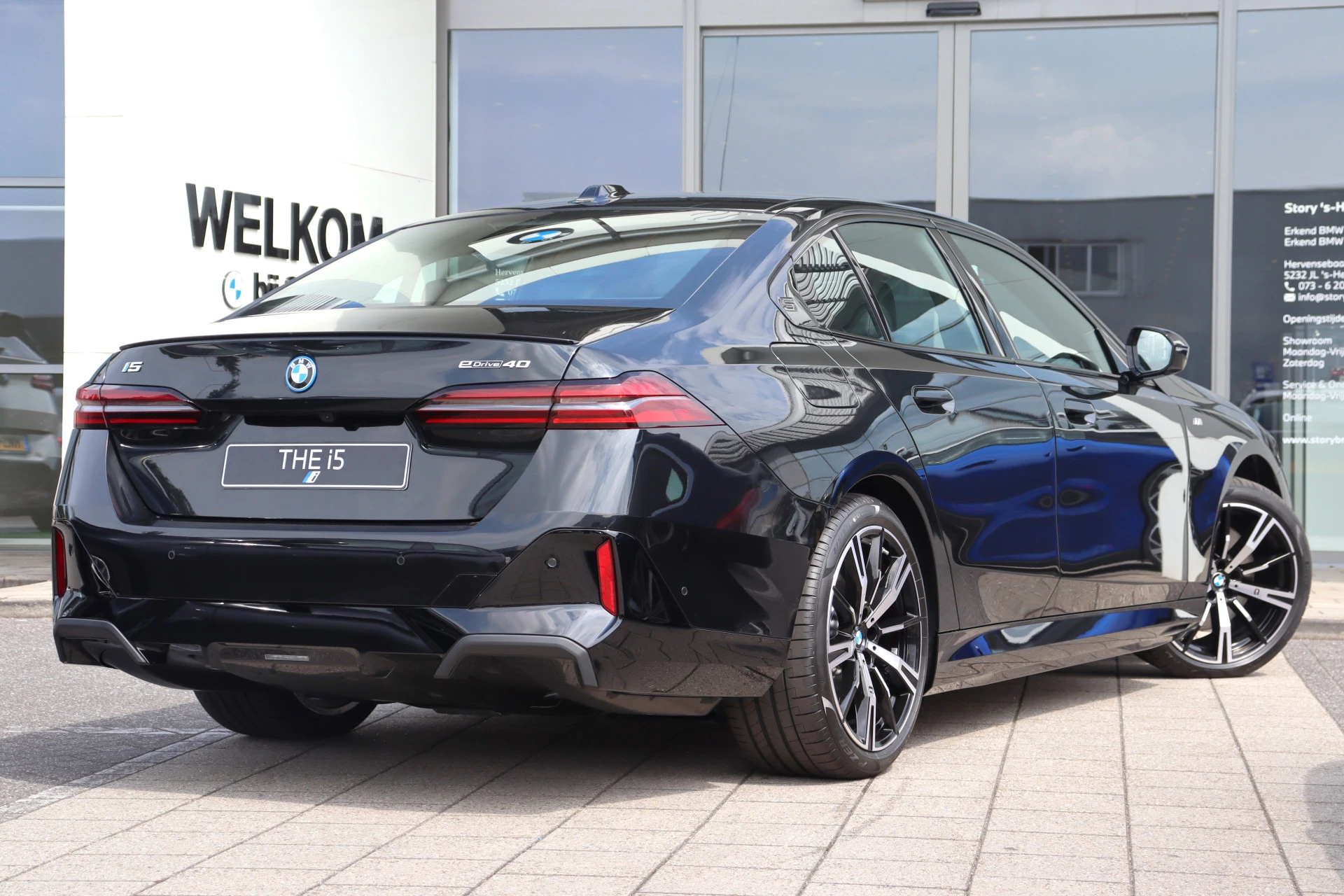 Hoofdafbeelding BMW i5