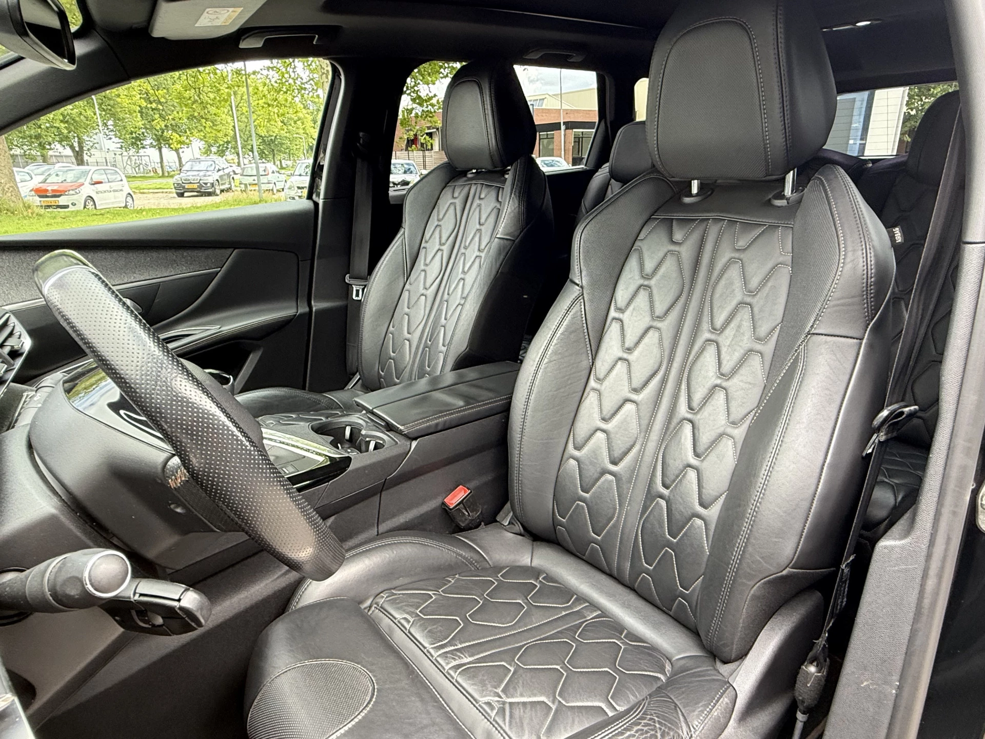 Hoofdafbeelding Peugeot 5008