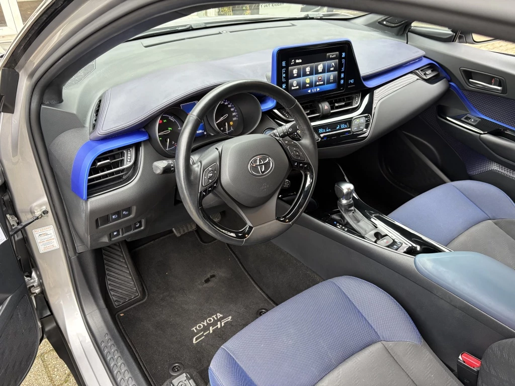 Hoofdafbeelding Toyota C-HR