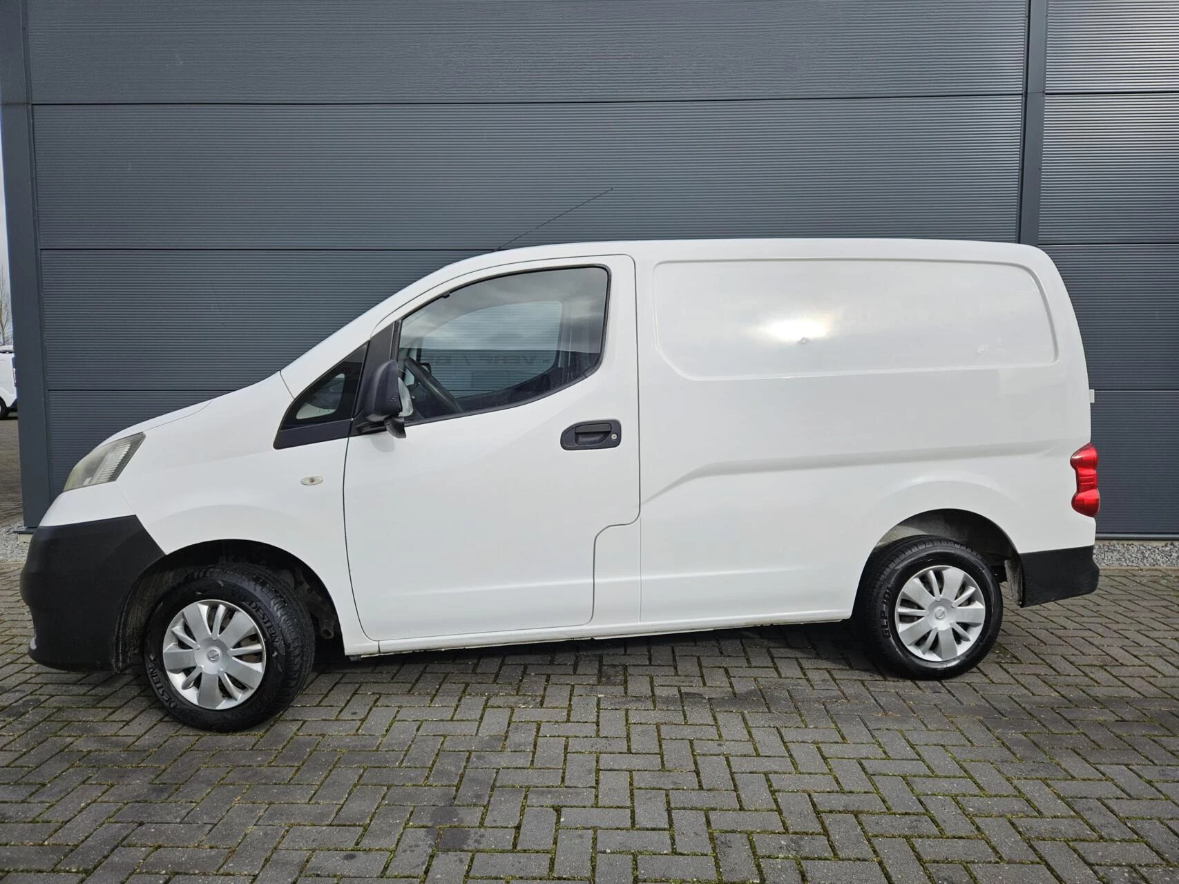 Hoofdafbeelding Nissan NV200
