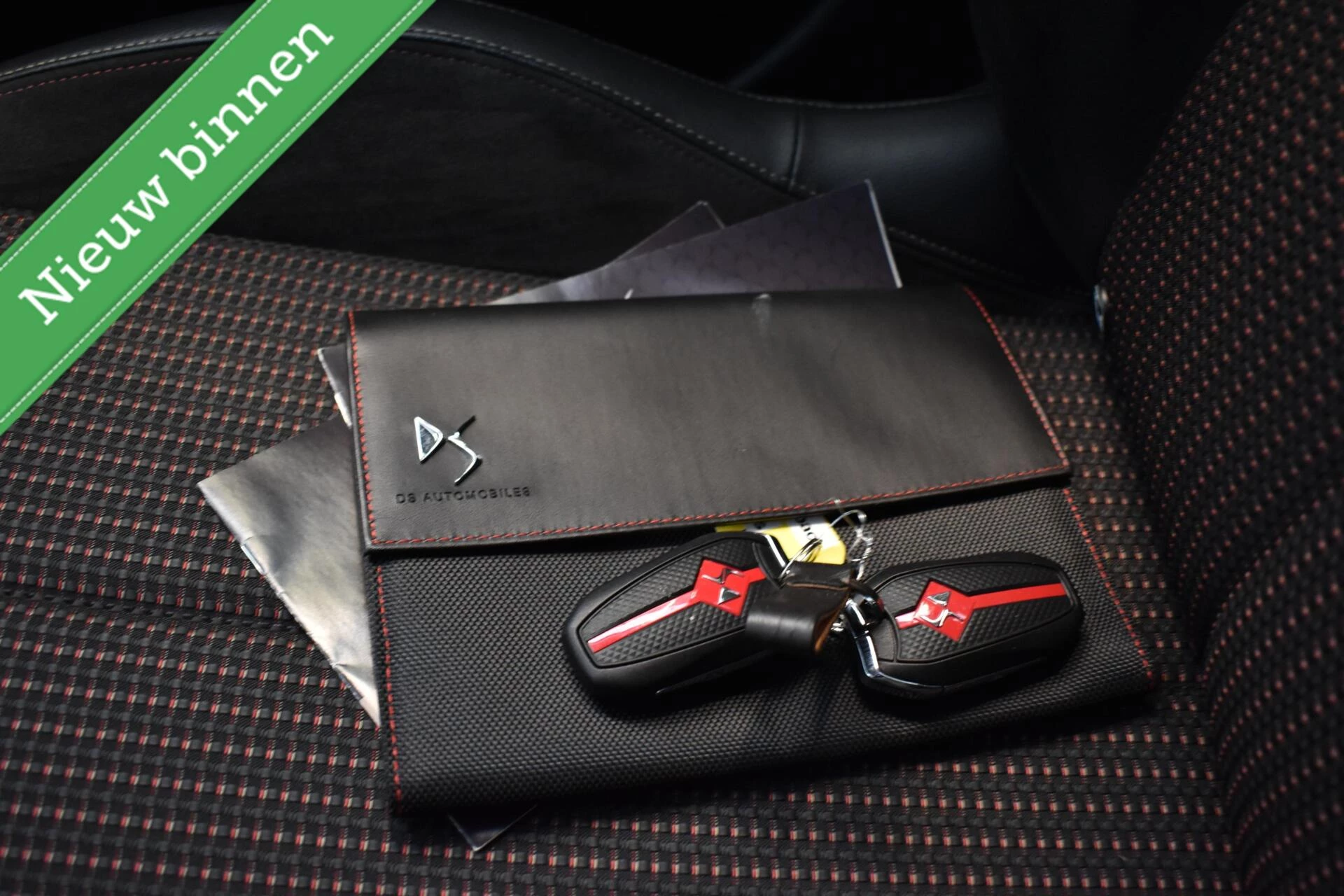 Hoofdafbeelding DS DS 3