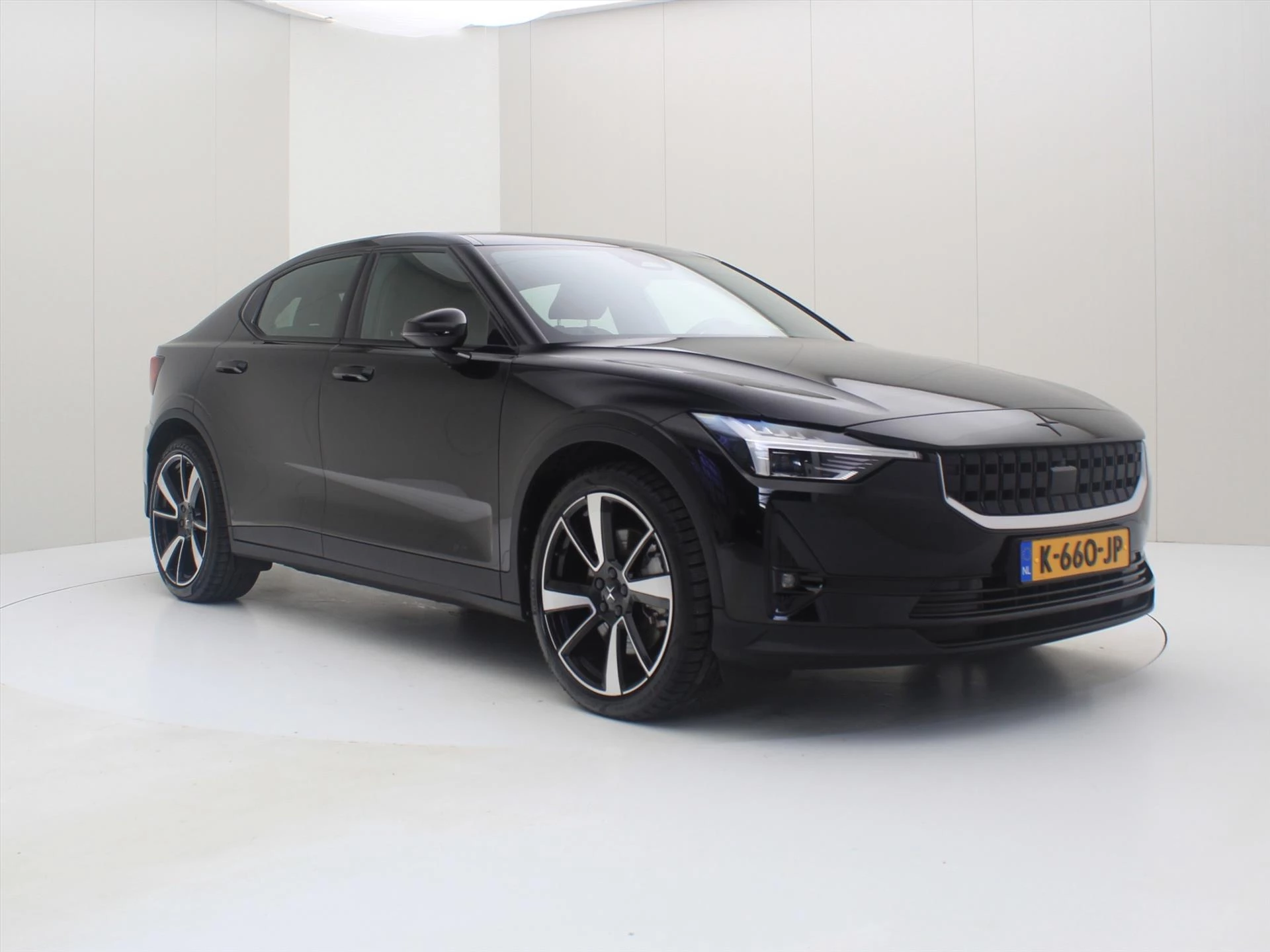 Hoofdafbeelding Polestar 2