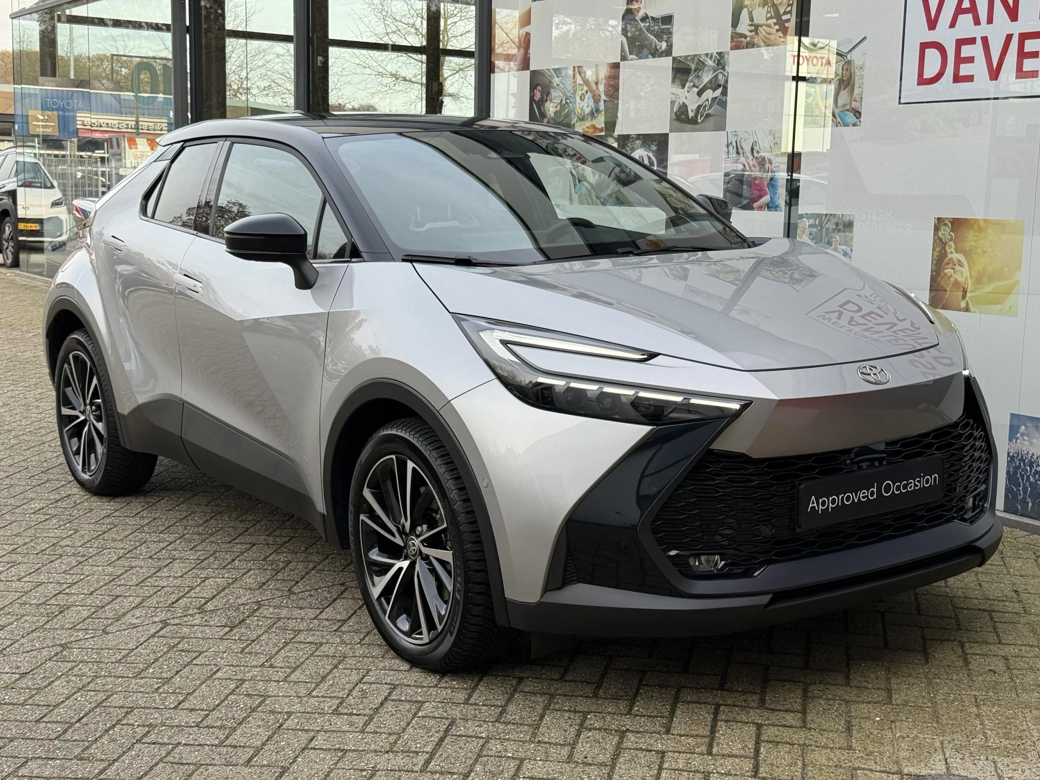 Hoofdafbeelding Toyota C-HR
