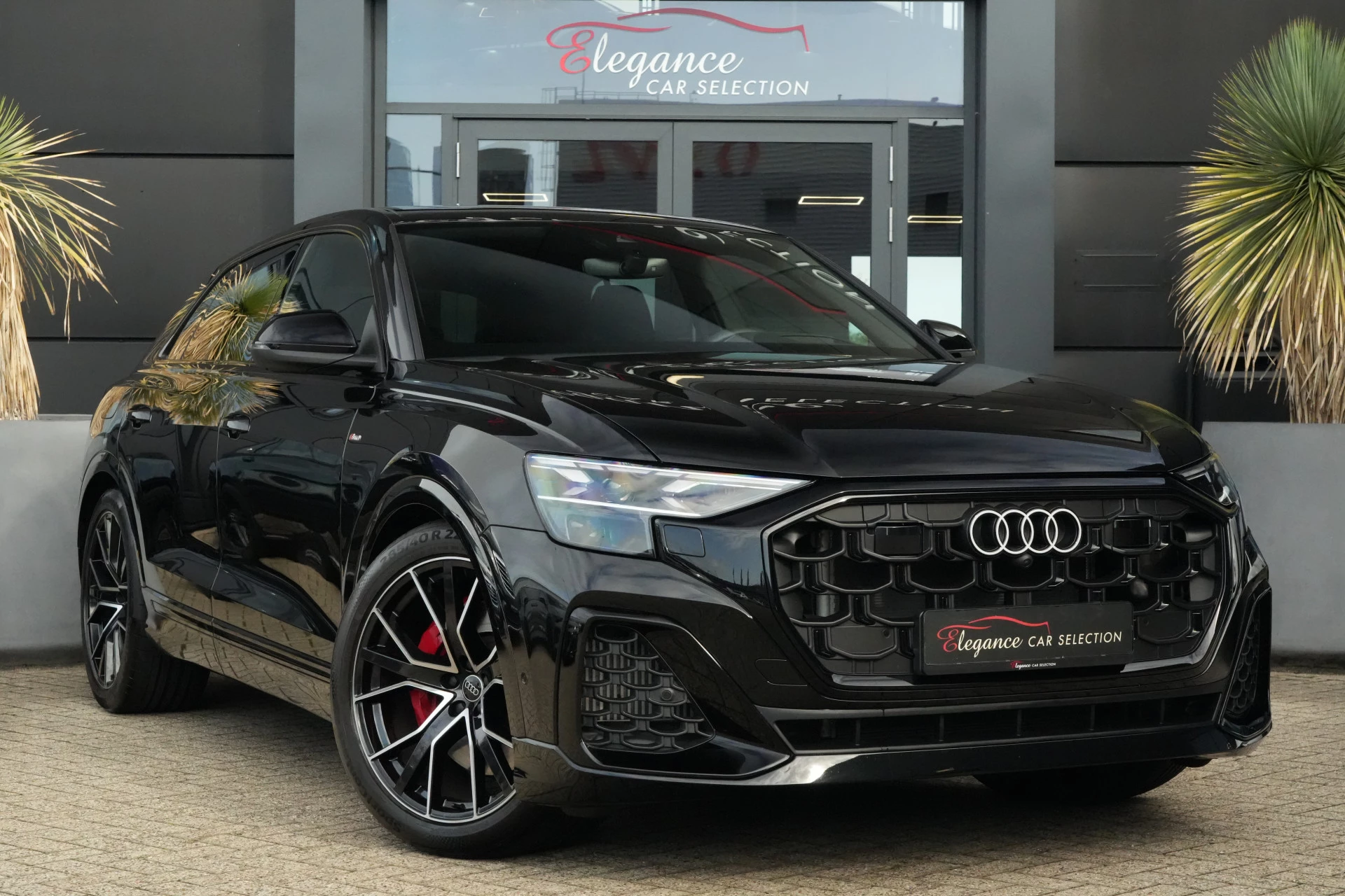 Hoofdafbeelding Audi Q8
