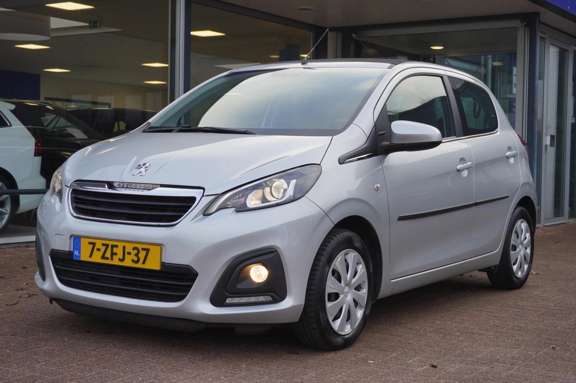 Hoofdafbeelding Peugeot 108