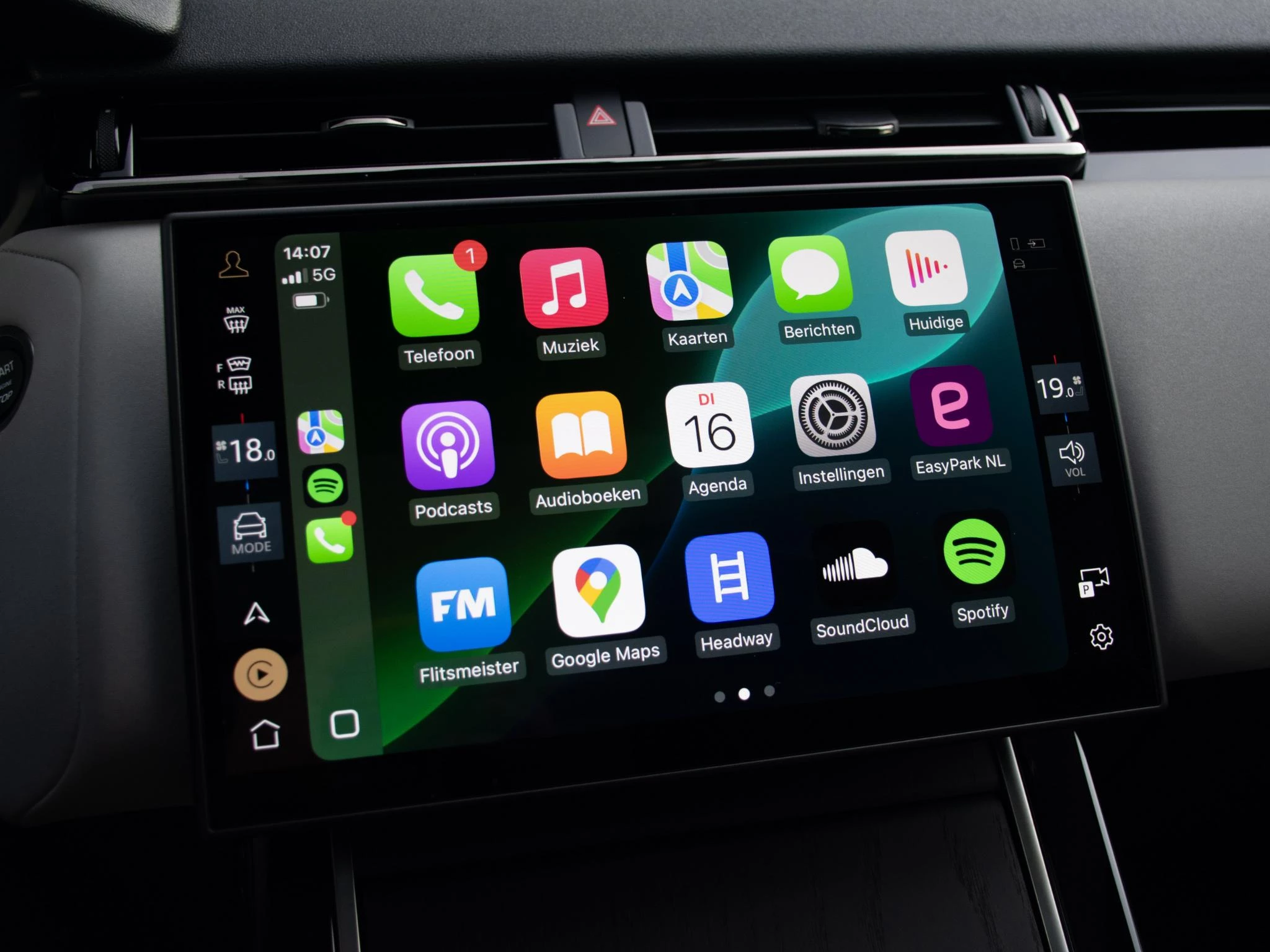 Hoofdafbeelding Land Rover Range Rover Velar