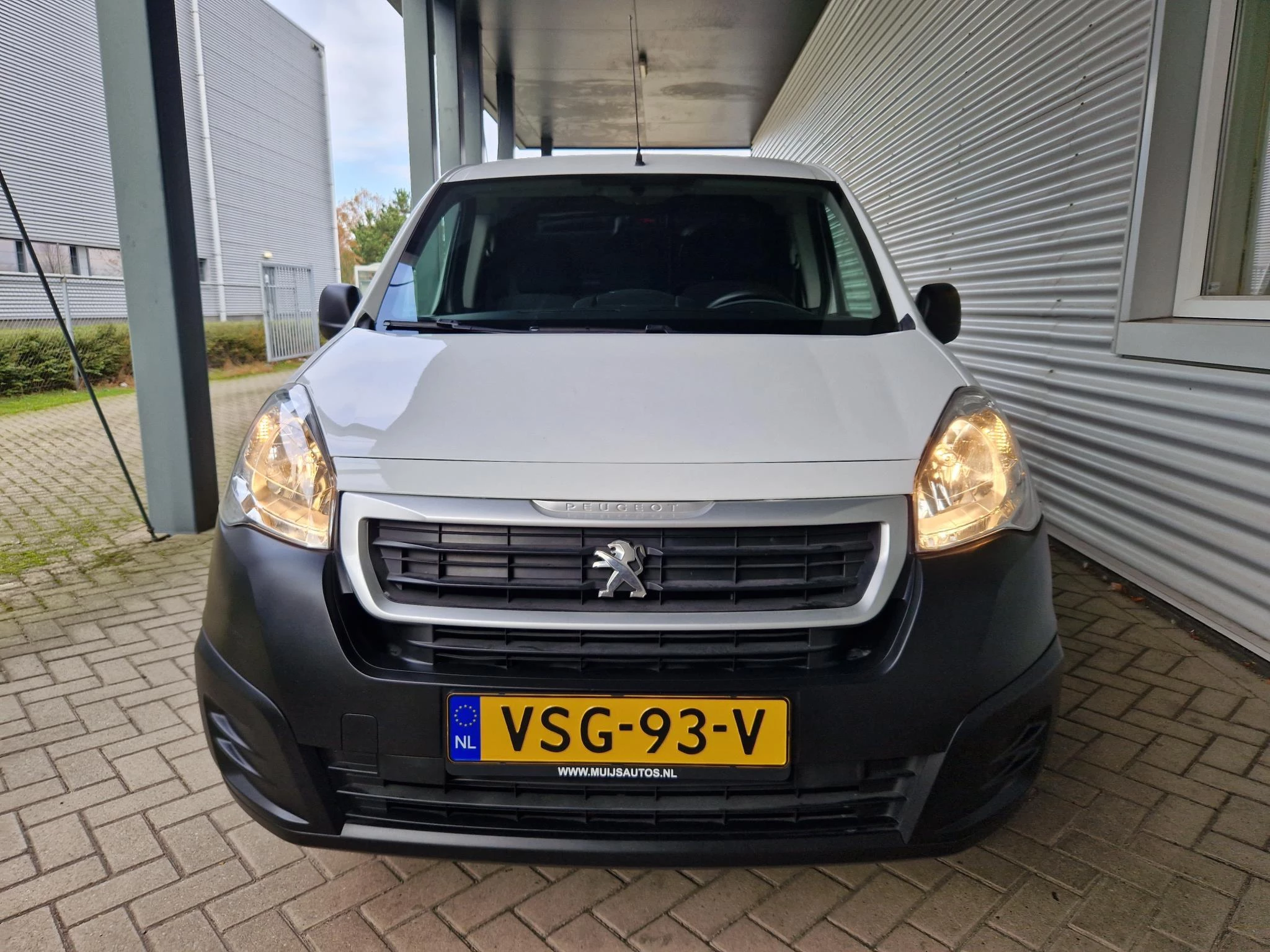 Hoofdafbeelding Peugeot Partner