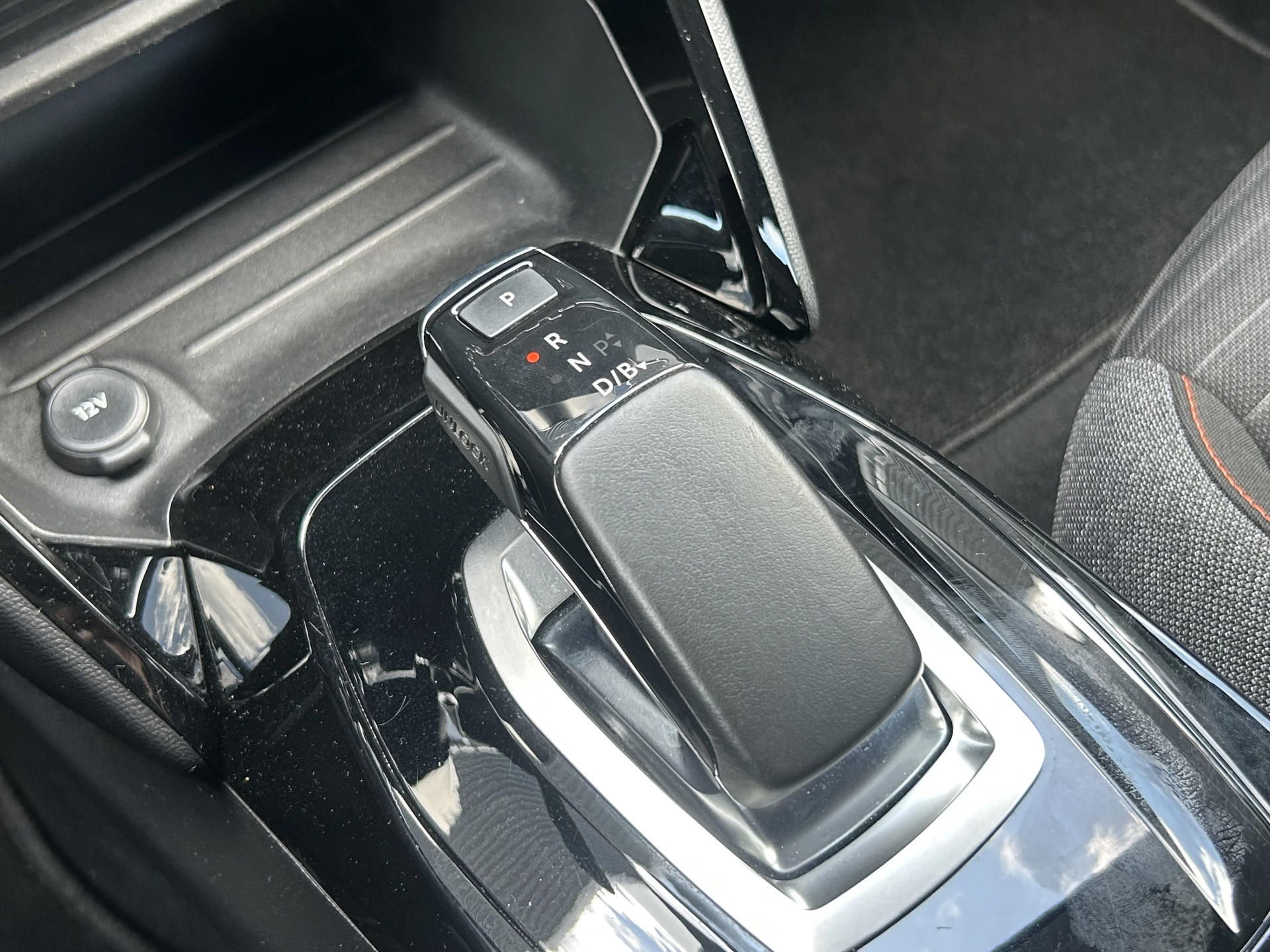Hoofdafbeelding Peugeot e-208