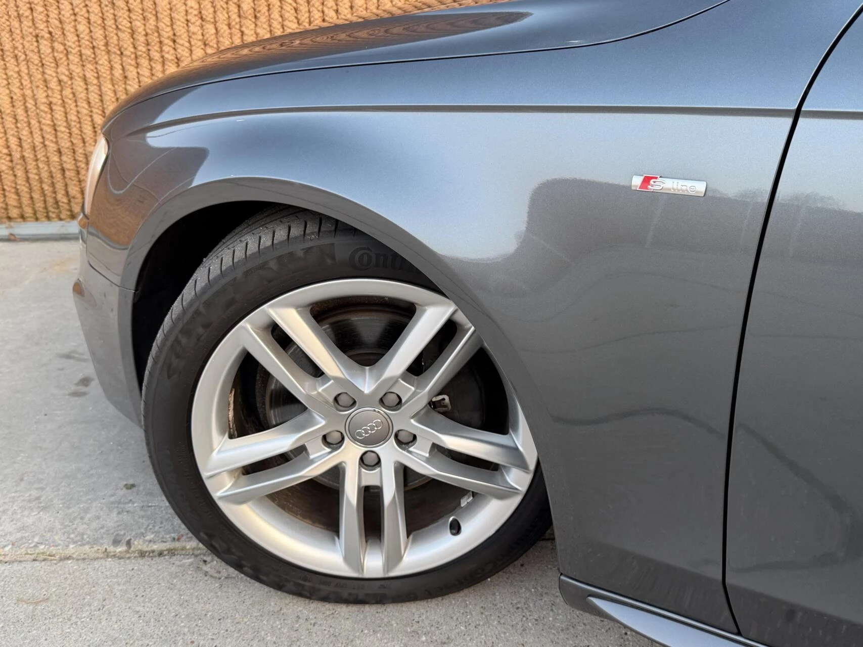 Hoofdafbeelding Audi A4