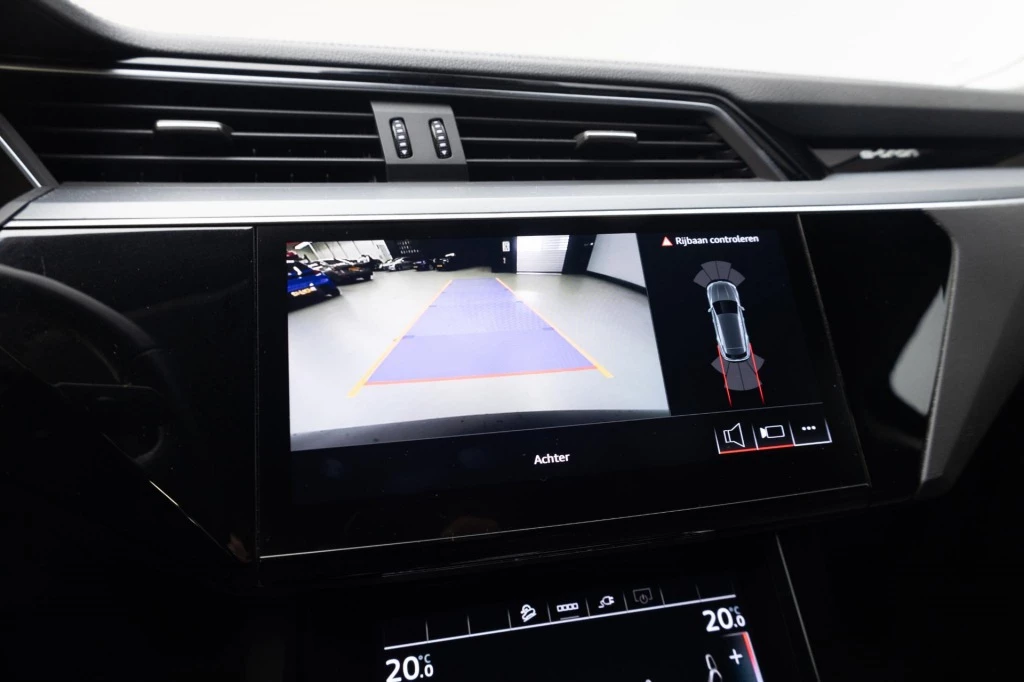 Hoofdafbeelding Audi Q8 e-tron