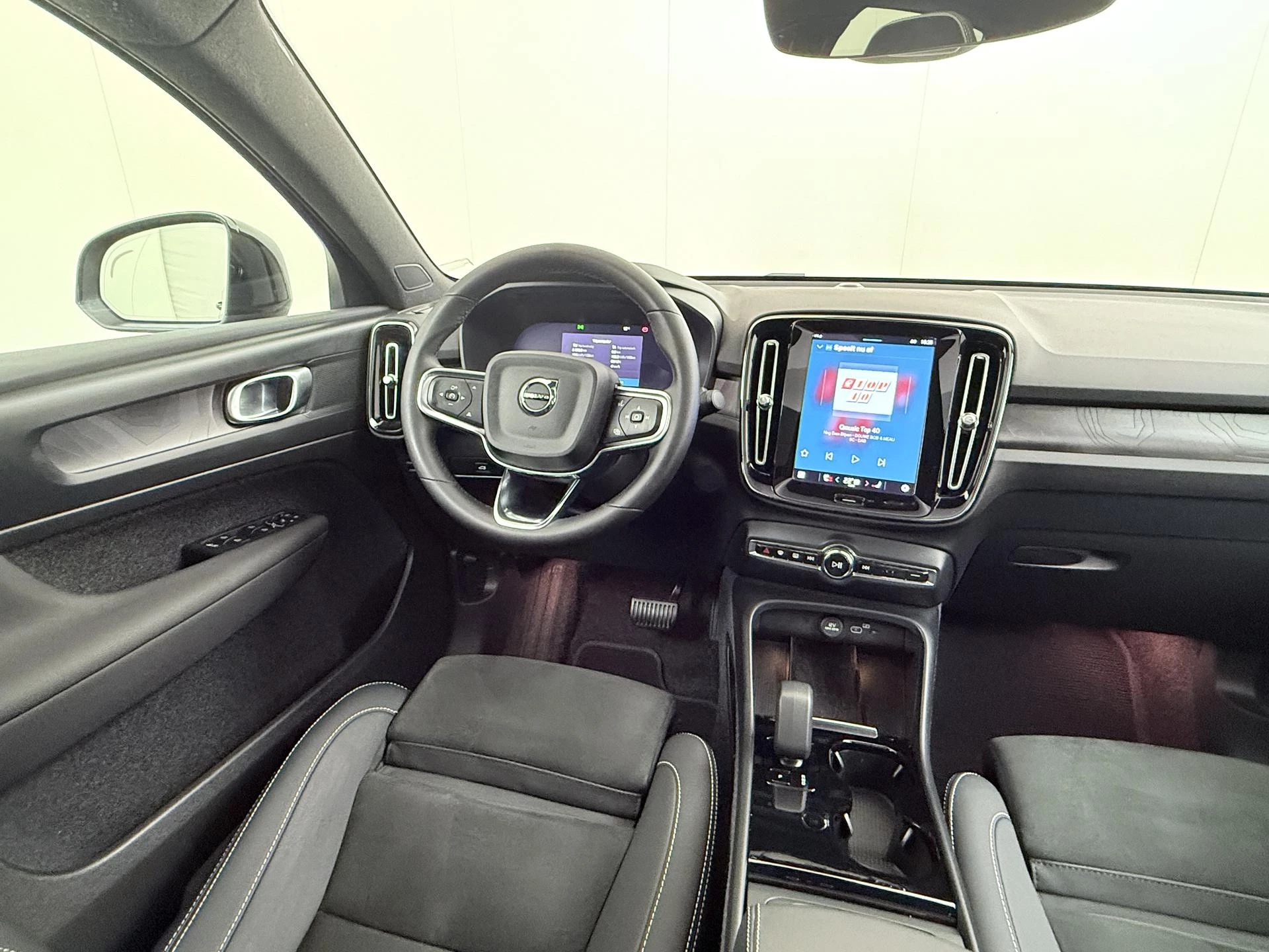 Hoofdafbeelding Volvo C40