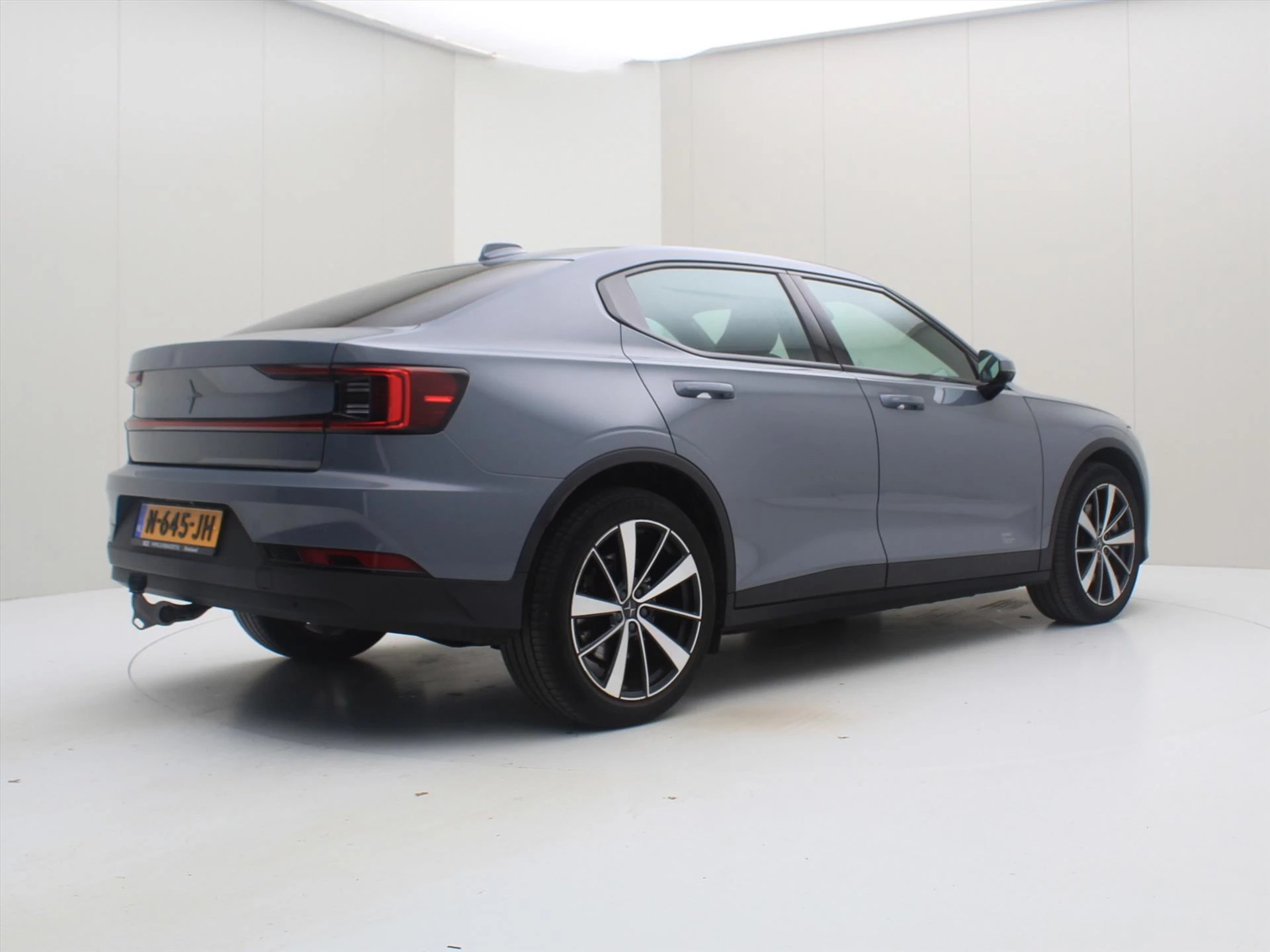 Hoofdafbeelding Polestar 2