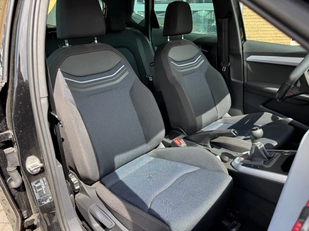Hoofdafbeelding SEAT Arona
