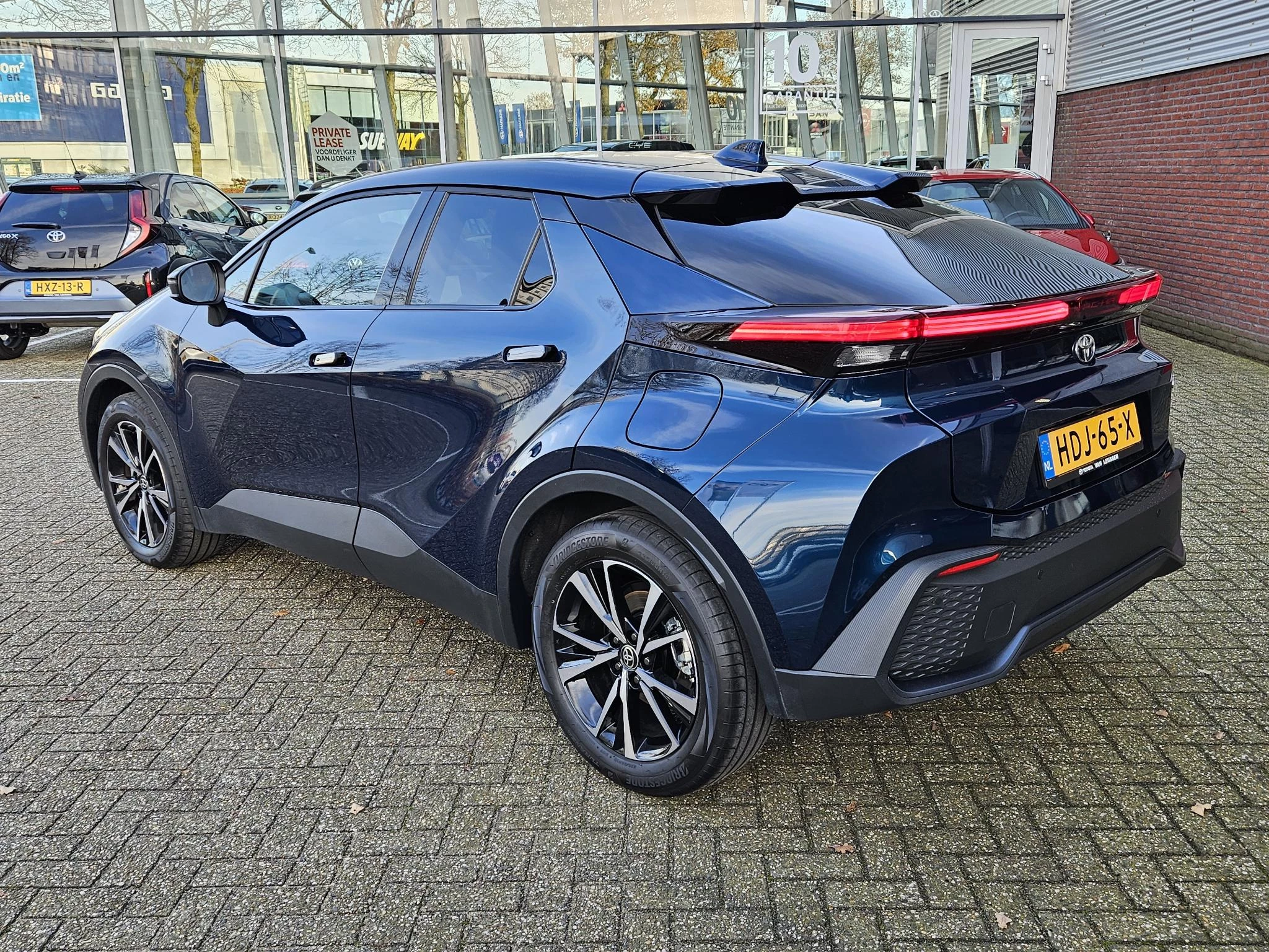 Hoofdafbeelding Toyota C-HR